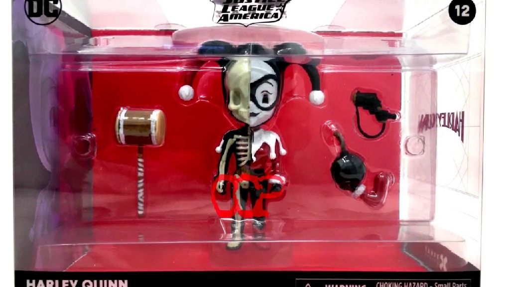 XXRay: Harley Quinn Deluxe  vinyl figure collectible [Barcode 641489934471] - Main Image 2