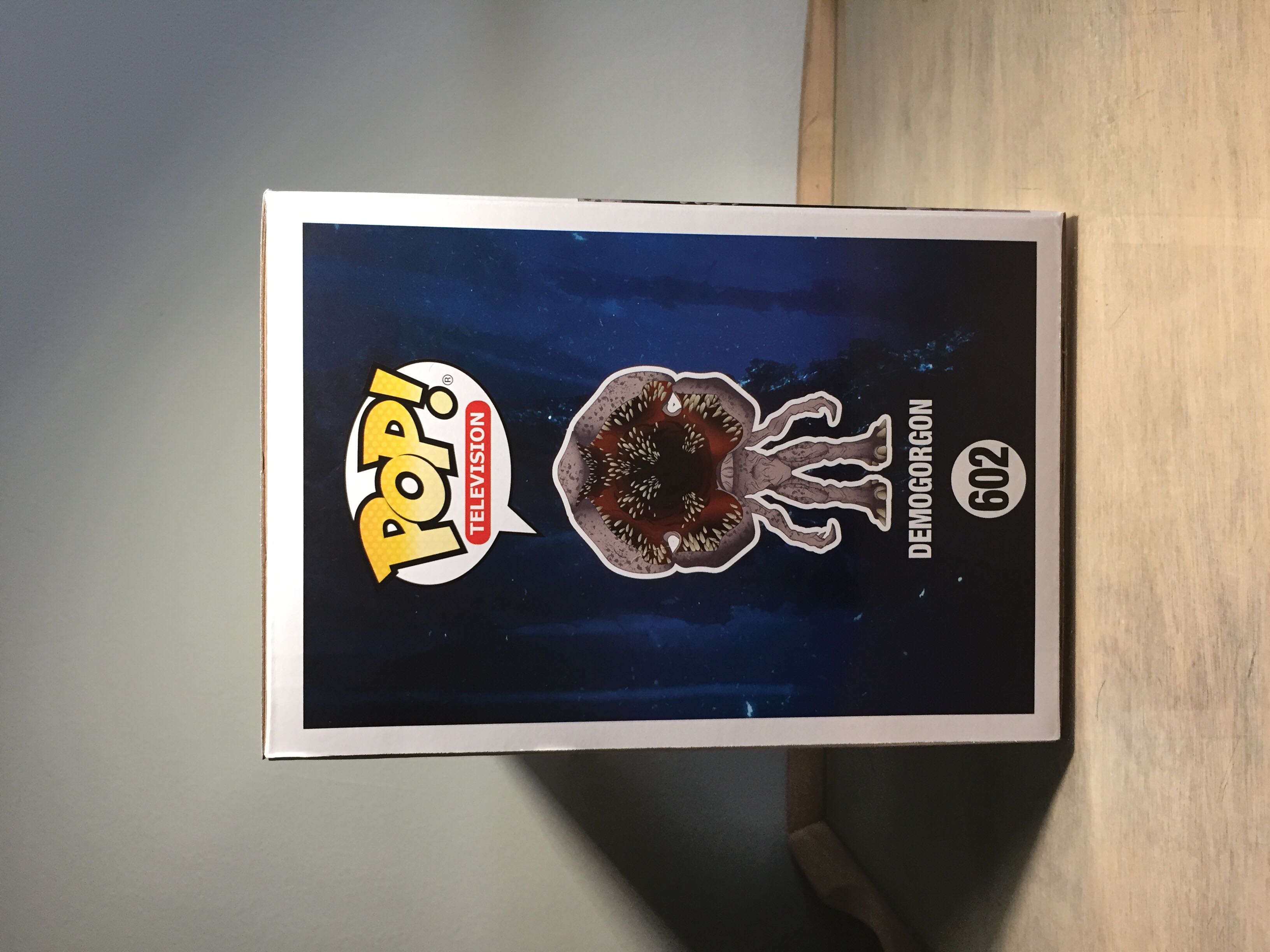 Stranger Things - Demogorgon - Stranger Things vinyl figure collectible [Barcode 889698286336] - Main Image 3