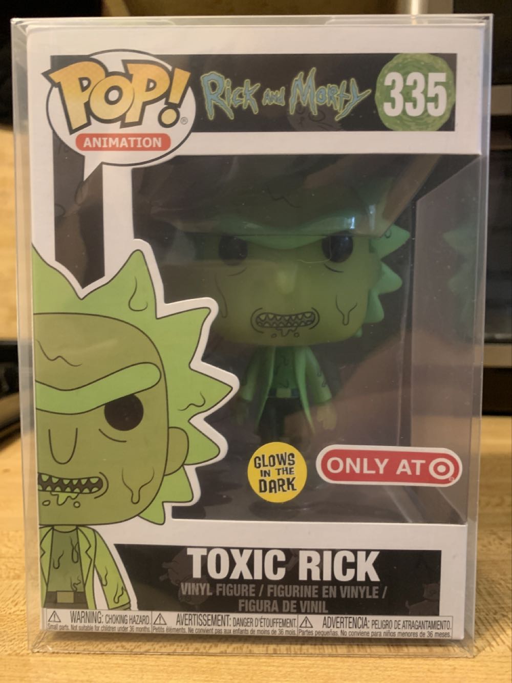 Toxic Rick - Rick & Morty vinyl figure collectible [Barcode 889698287906] - Main Image 3
