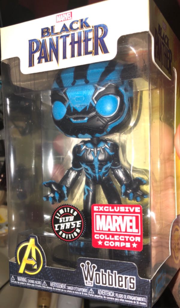 Black Panther Wobbler - Marvel Universe vinyl figure collectible - Main Image 2