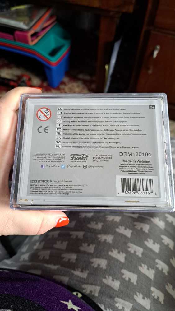 Ready Player One: Parzival - Warner Bros. vinyl figure collectible [Barcode 889698269162] - Main Image 4