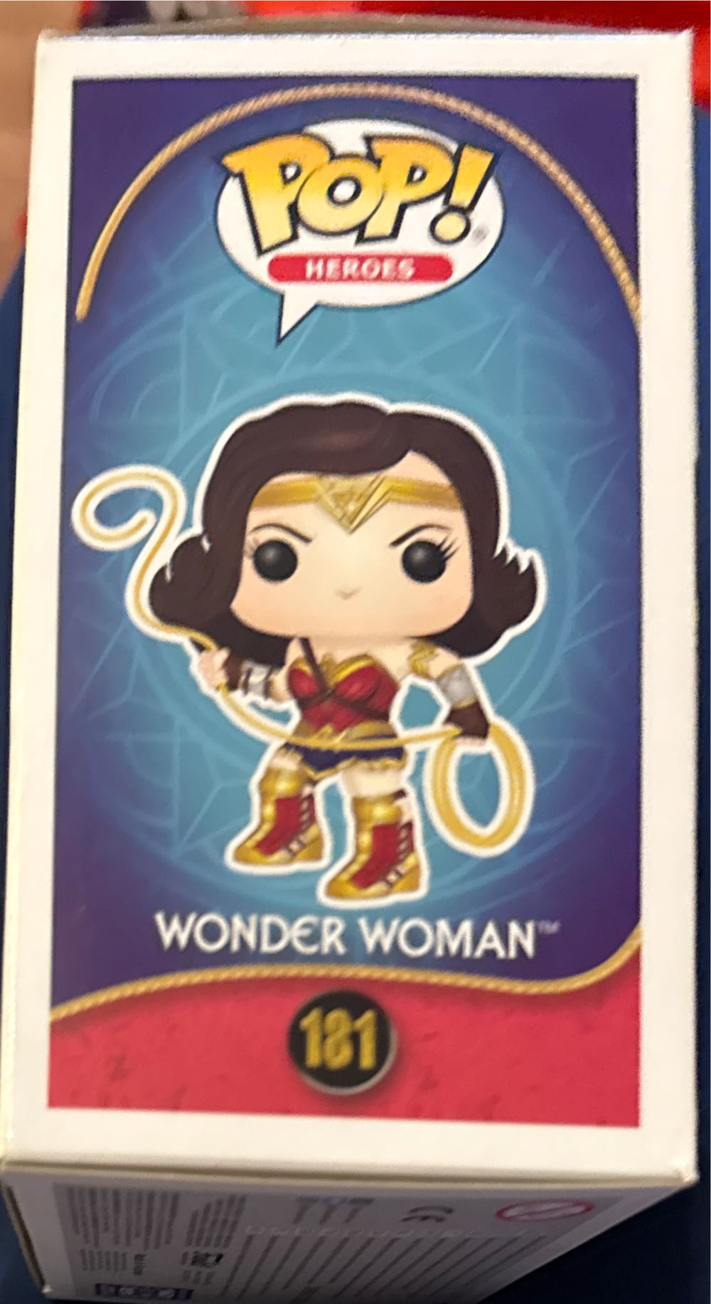 Wonder Woman (Lasso) Legions of Collectors - Wonder Woman vinyl figure collectible [Barcode 687299945764] - Main Image 2