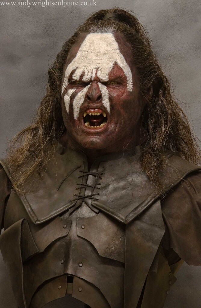 Lurtz - The Lord of the Rings vinyl figure collectible [Barcode 889698135627] - Main Image 2