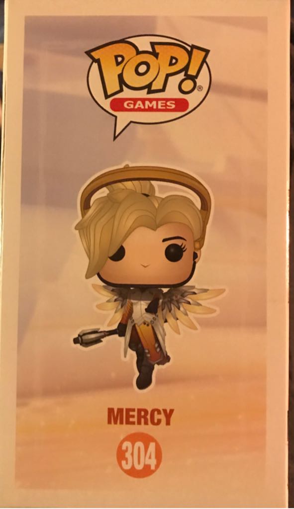 Mercy - Overwatch vinyl figure collectible [Barcode 889698291828] - Main Image 2
