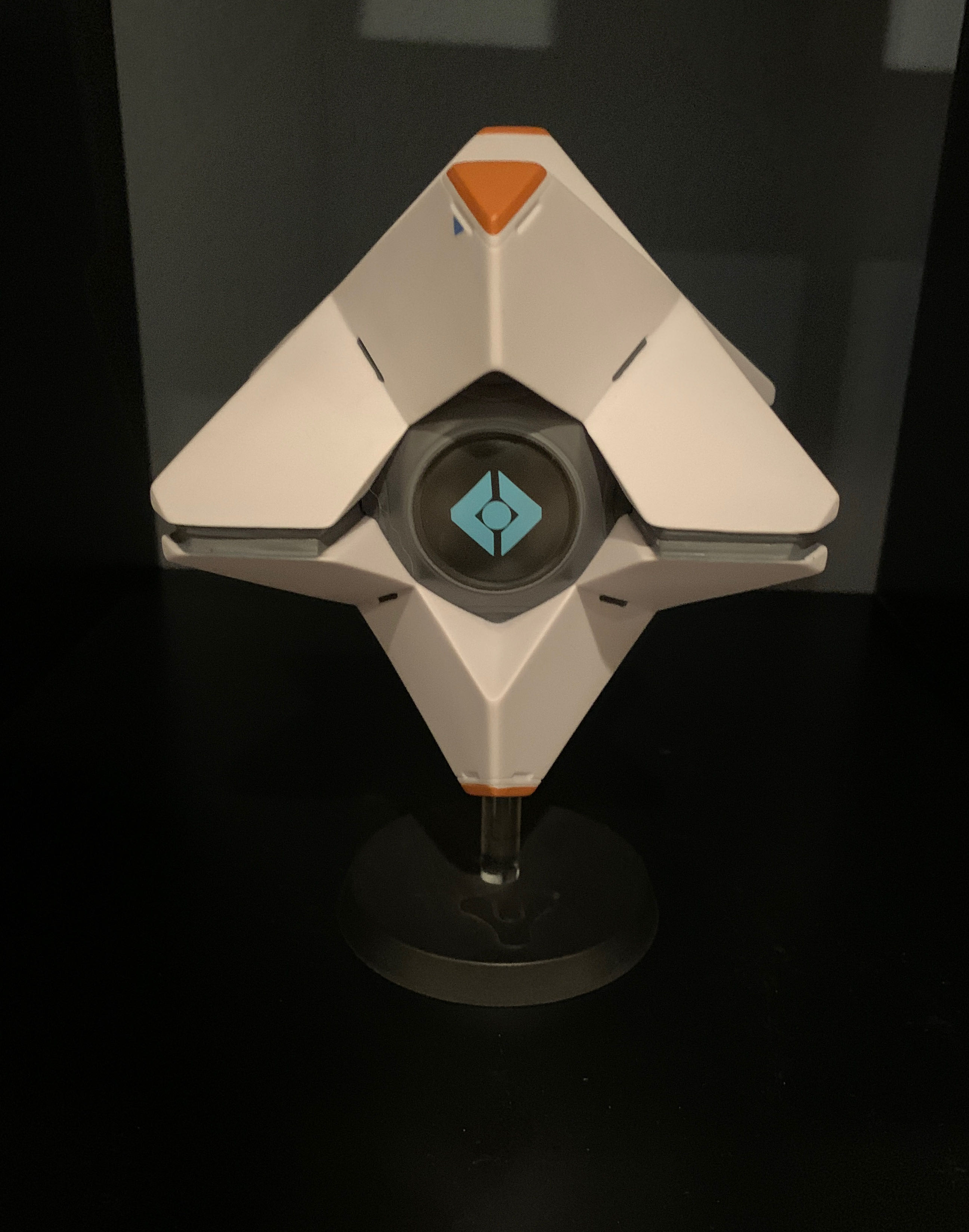 Destiny Ghost Vinyl Generalist Shell  - Destiny vinyl figure collectible [Barcode 818730020171] - Main Image 2