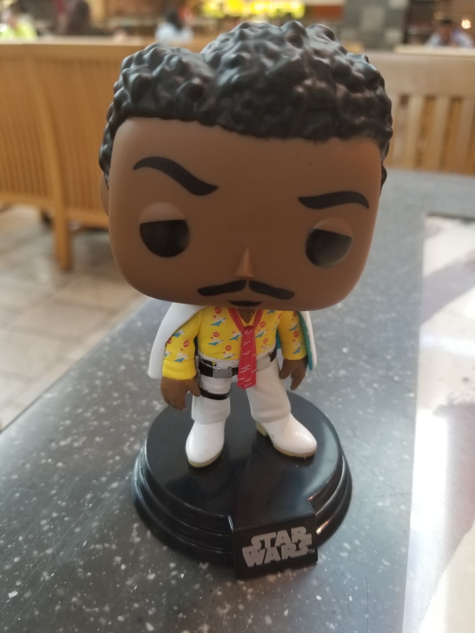 Lando Calrissian - Star Wars vinyl figure collectible [Barcode 889698278218] - Main Image 2