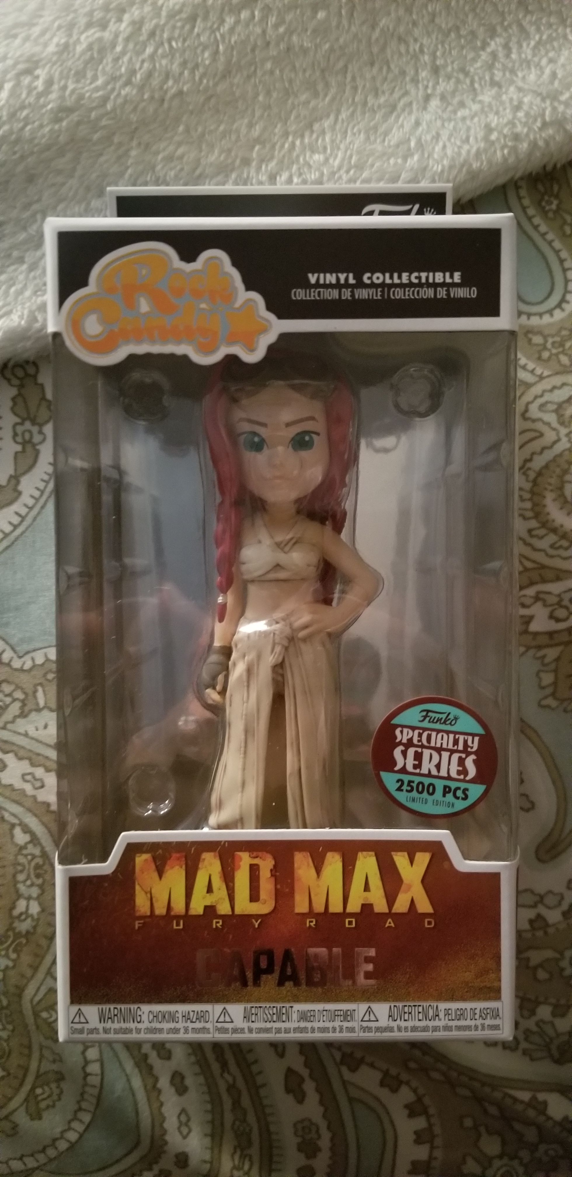 Capable  vinyl figure collectible [Barcode 889698294225] - Main Image 2