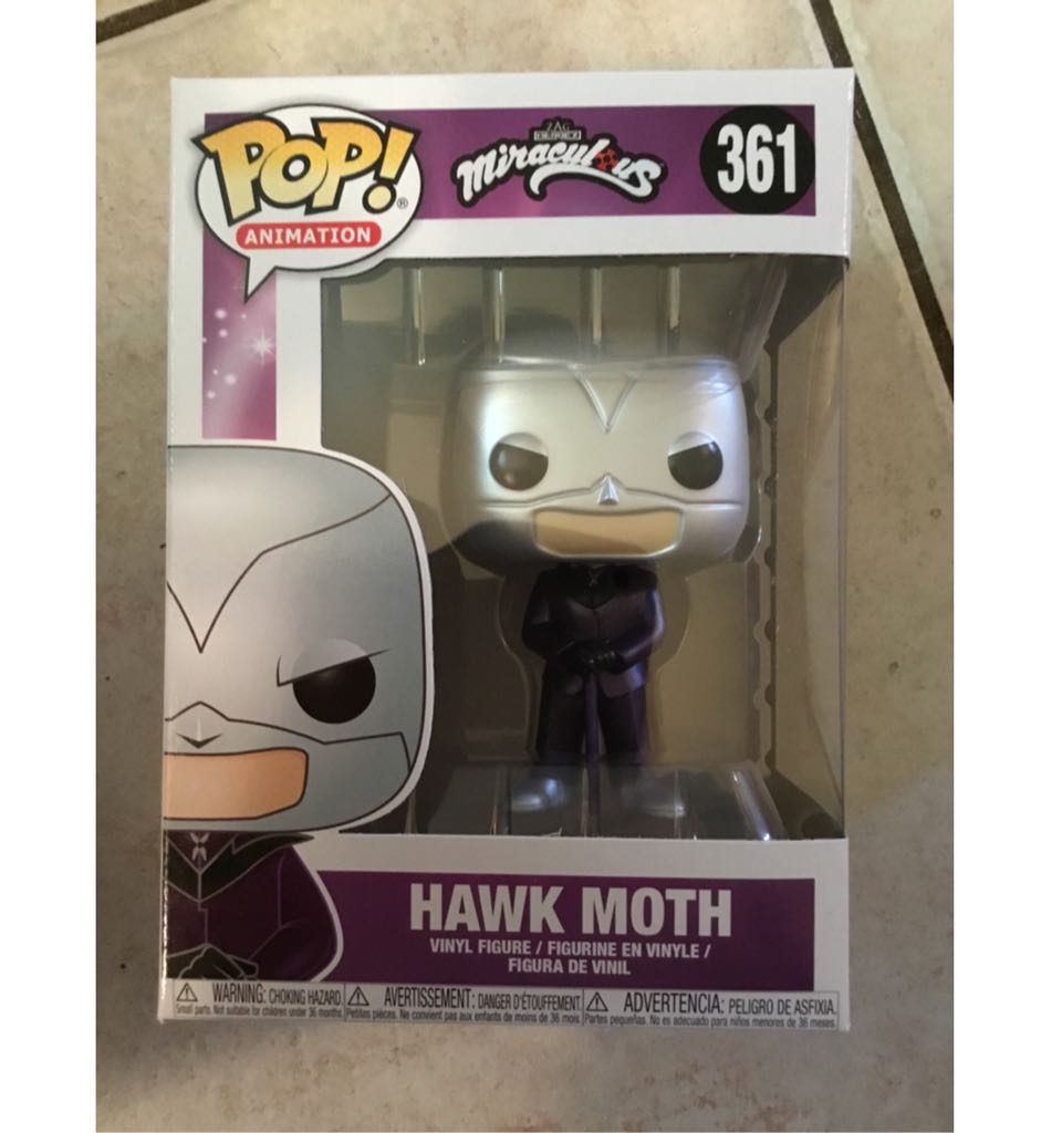 Hawk Moth  vinyl figure collectible [Barcode 889698286367] - Main Image 2