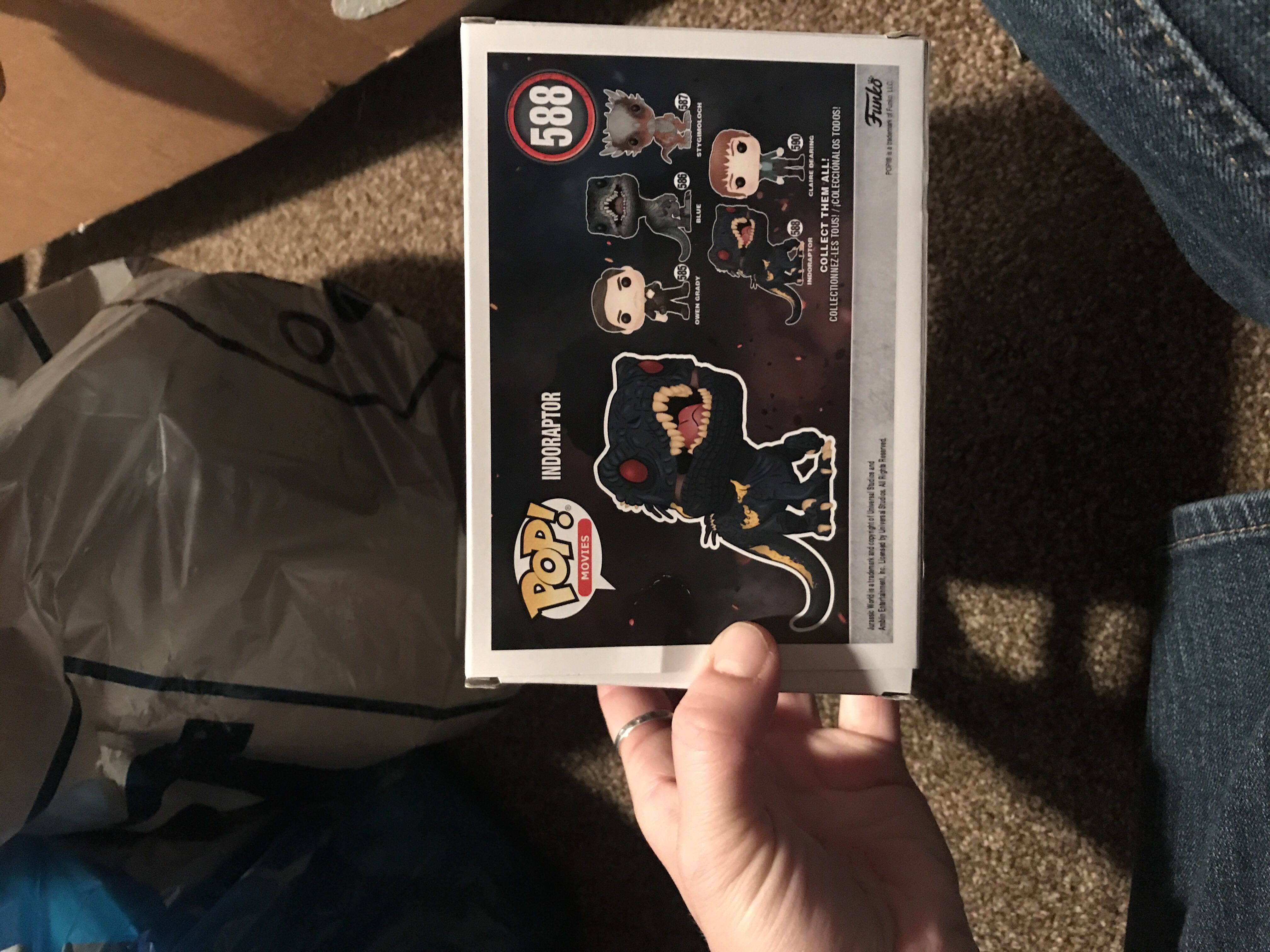 Indoraptor - Jurassic World vinyl figure collectible [Barcode 889698309844] - Main Image 4