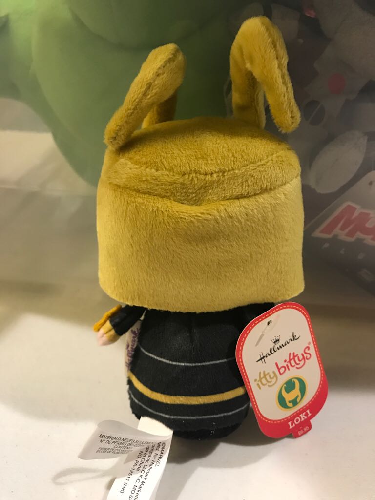 Hallmark Itty Bittys - Loki  vinyl figure collectible - Main Image 2