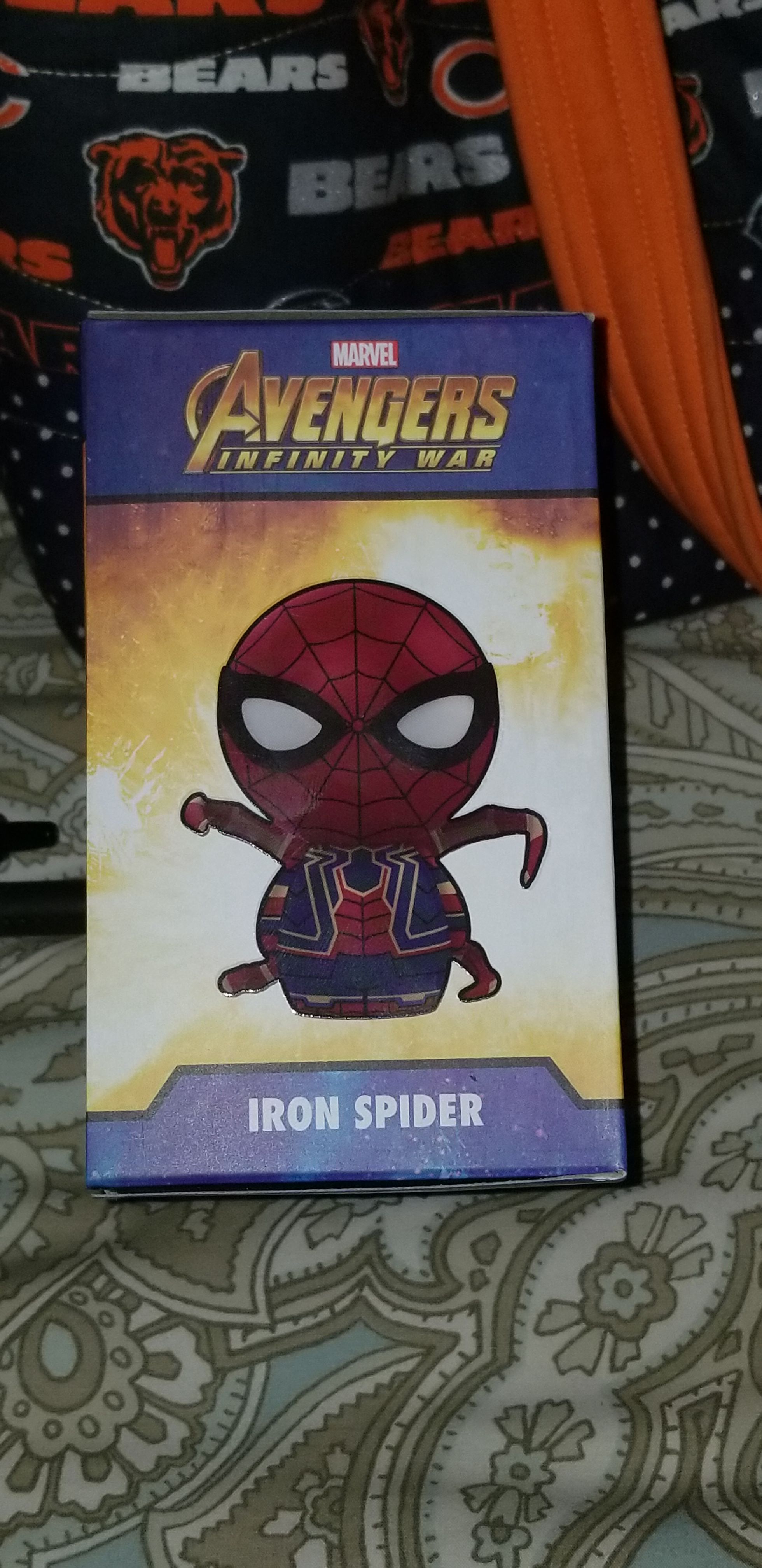 Iron Spider  vinyl figure collectible [Barcode 889698273862] - Main Image 2