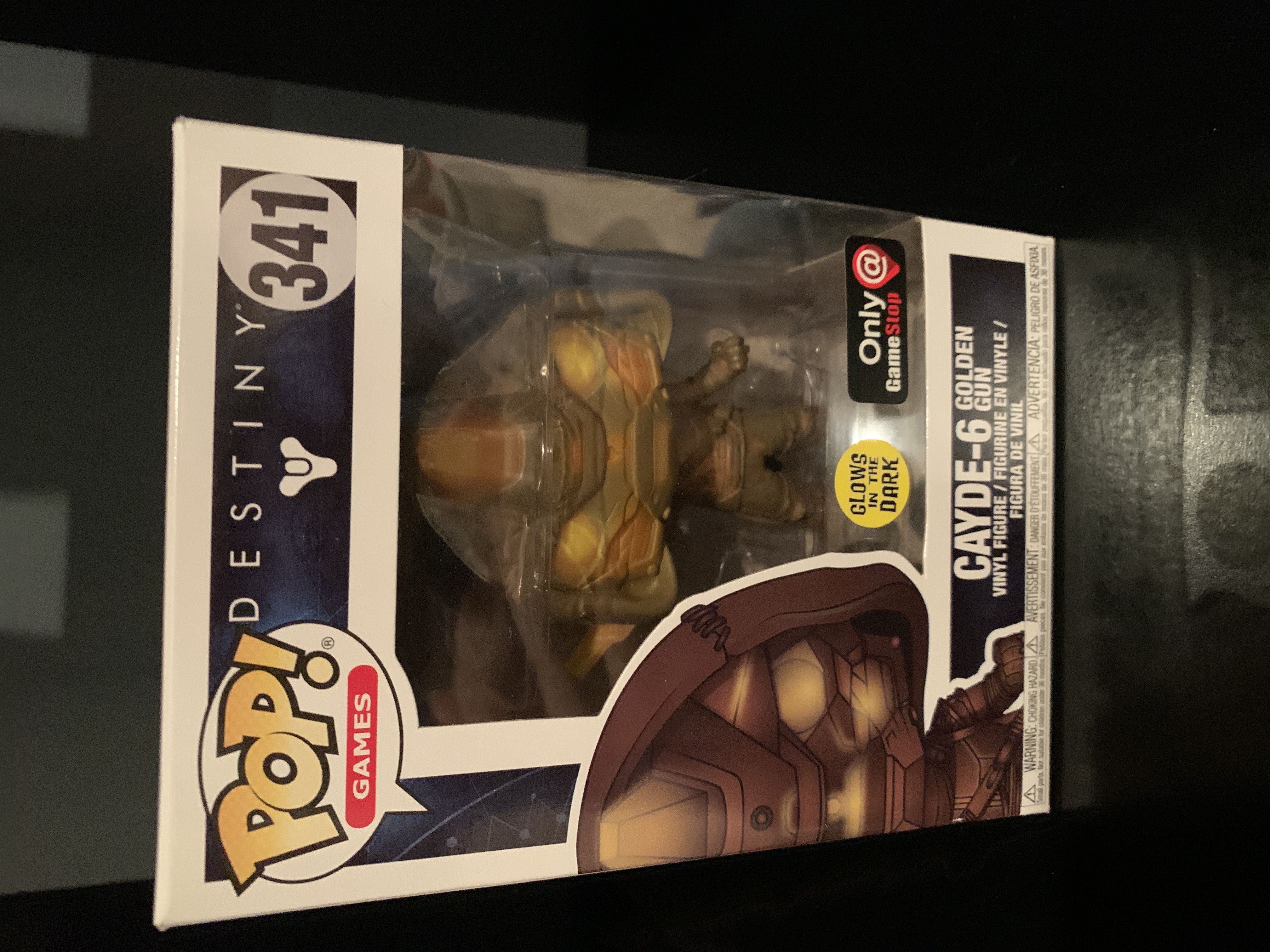 Cayde-6 Golden Gun - Destiny vinyl figure collectible [Barcode 889698301633] - Main Image 3