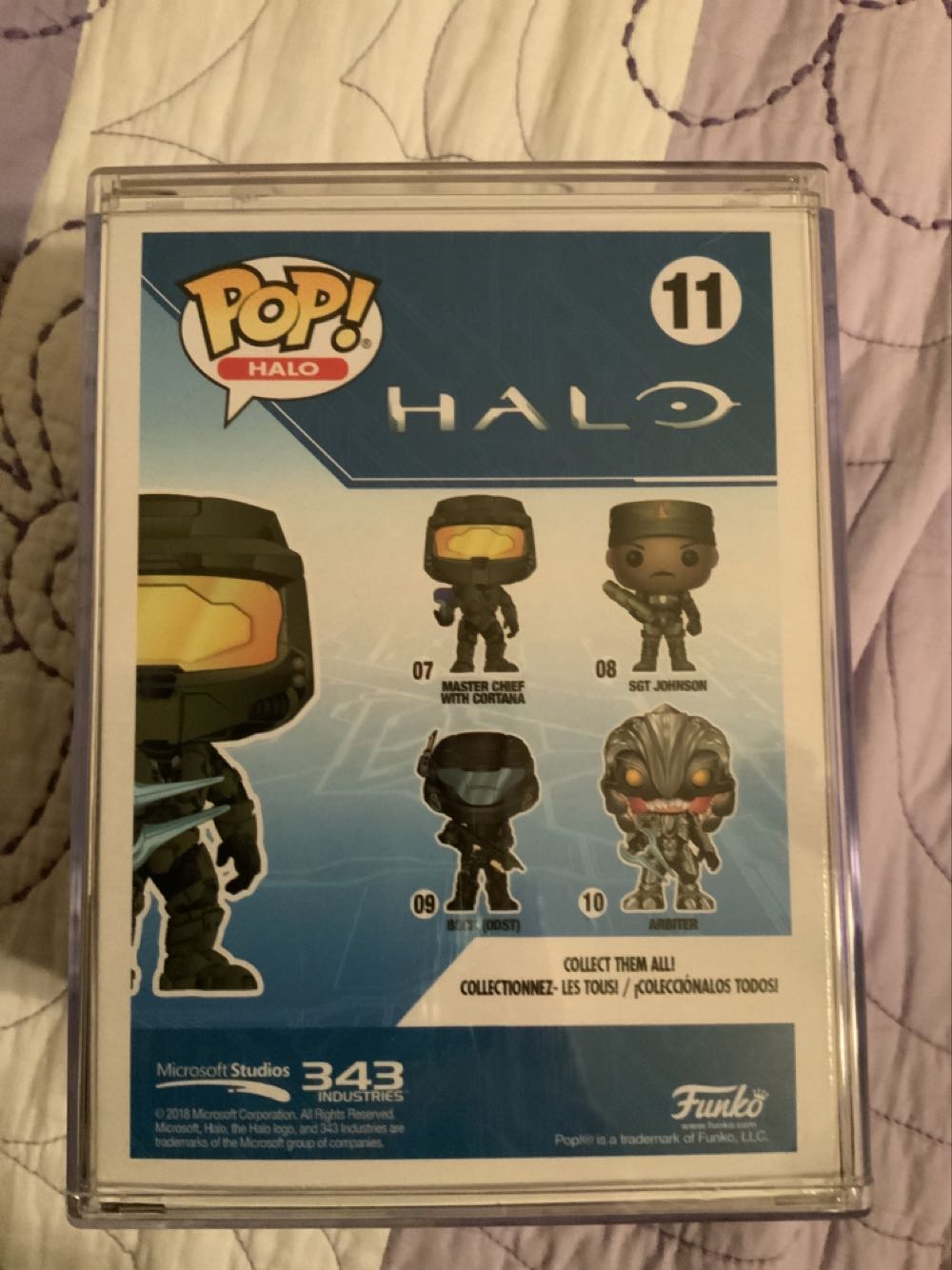Master Chief (with Energy Sword) - Halo vinyl figure collectible [Barcode 889698306409] - Main Image 4