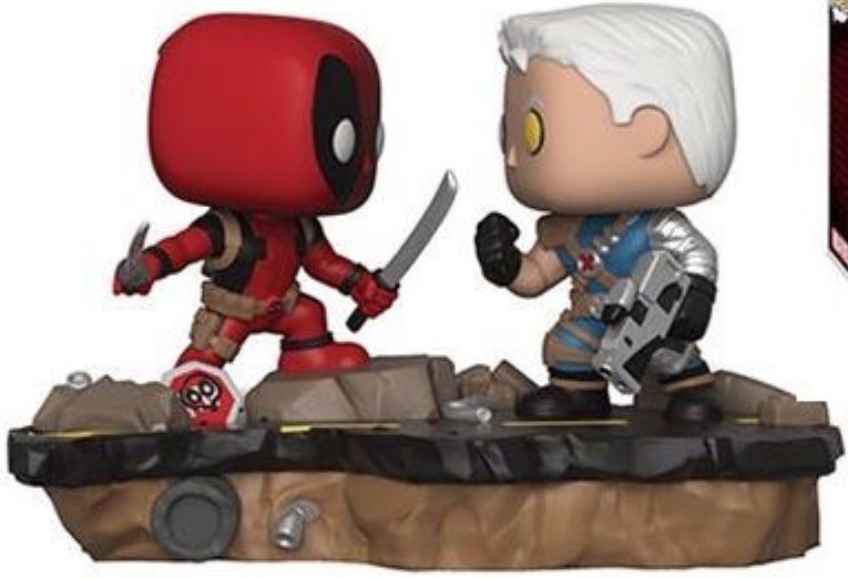 Deadpool Vs Cable #318 - Deadpool vinyl figure collectible - Main Image 2