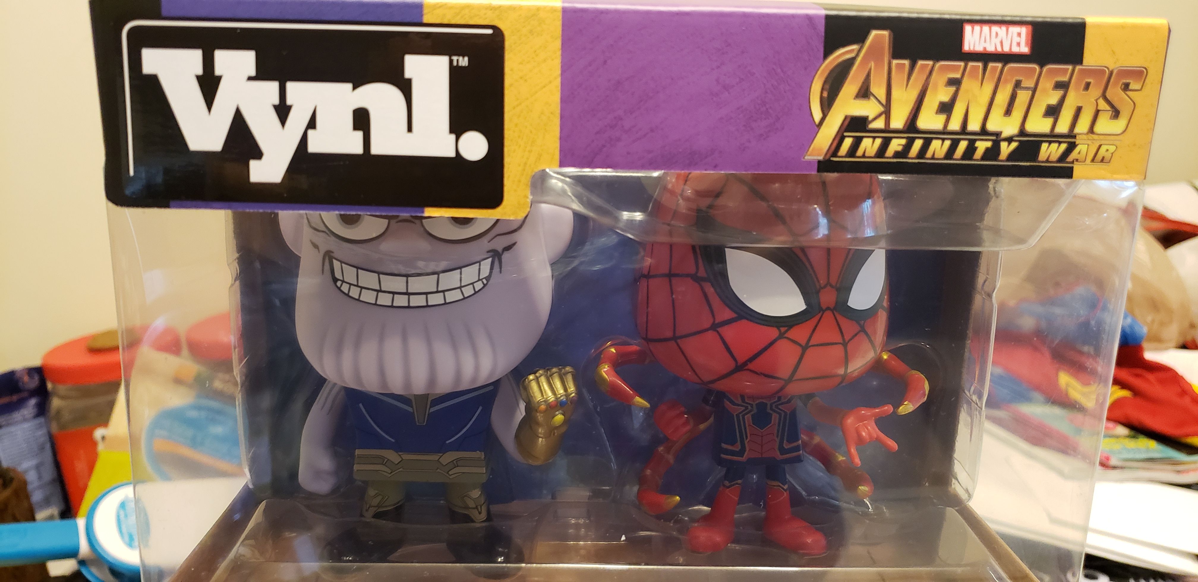 Vynl Thanos + Iron Spider  vinyl figure collectible [Barcode 889698309325] - Main Image 2