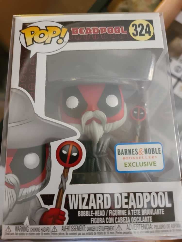 Wizard Deadpool - Deadpool vinyl figure collectible [Barcode 889698308687] - Main Image 2