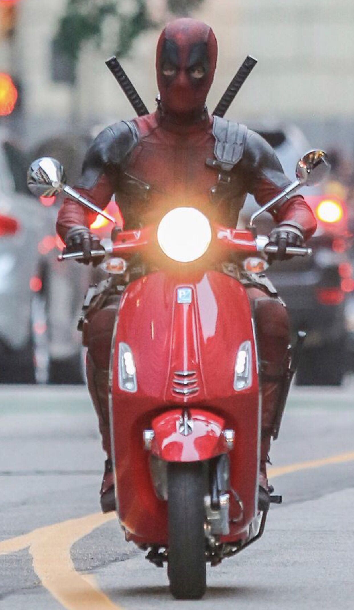 Deadpool - Deadpool vinyl figure collectible [Barcode 889698309691] - Main Image 4