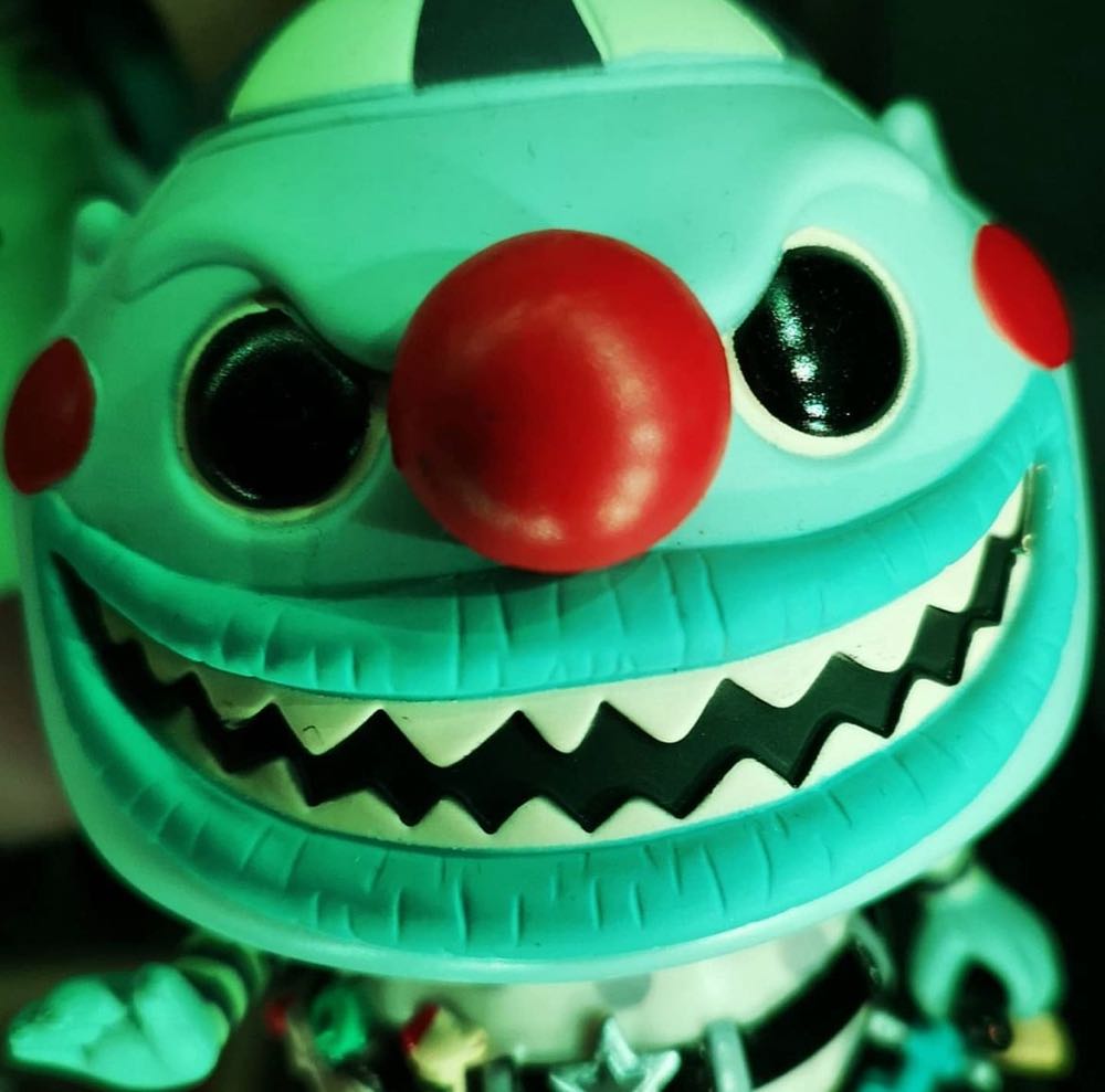 Clown - The Nightmare Before Christmas vinyl figure collectible [Barcode 889698328401] - Main Image 3