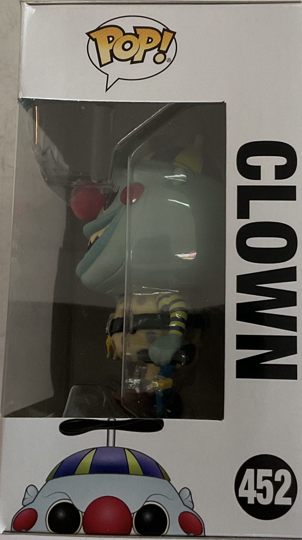 Clown - The Nightmare Before Christmas vinyl figure collectible [Barcode 889698328401] - Main Image 4