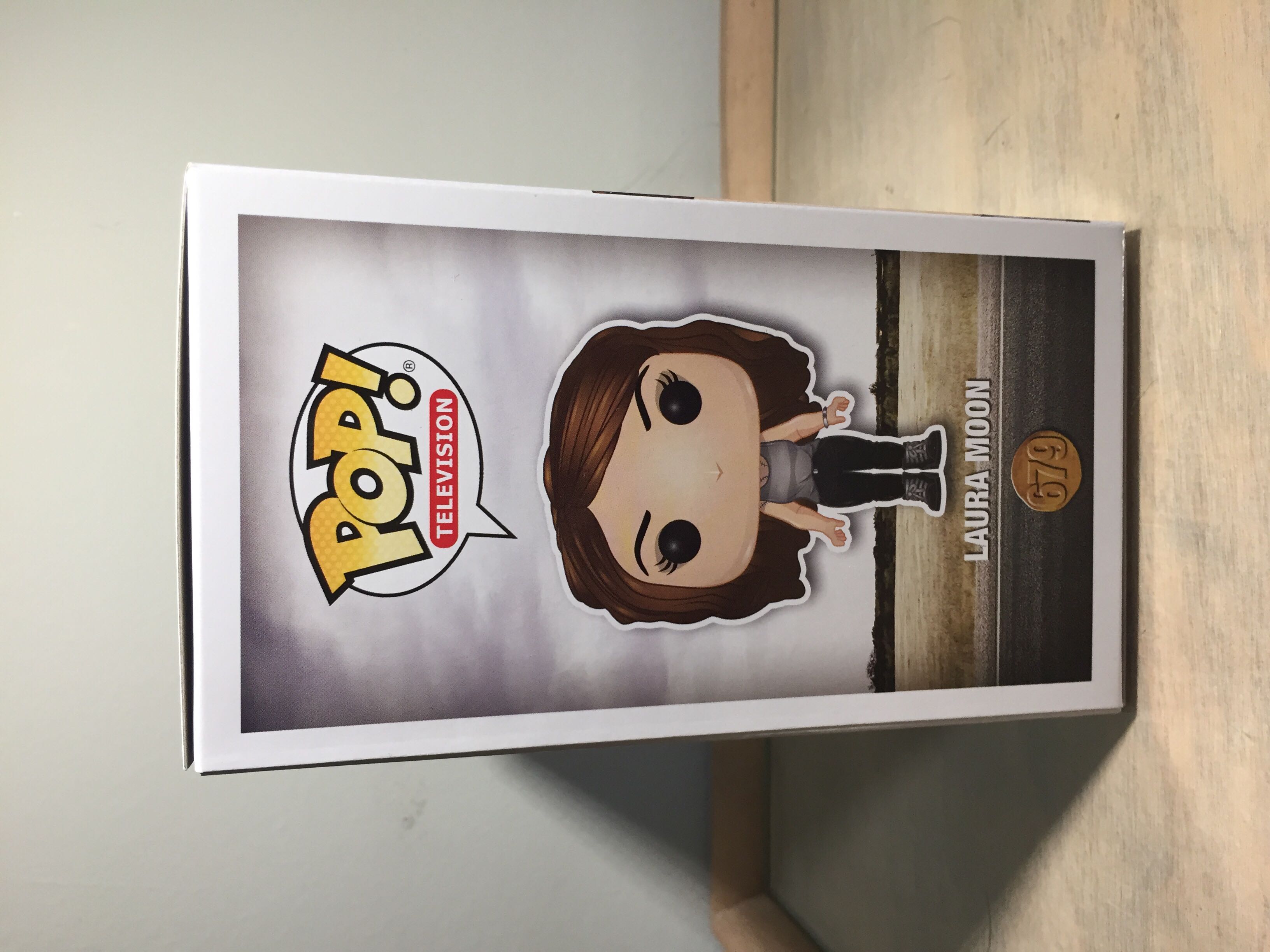 Laura Moon - American Gods vinyl figure collectible [Barcode 889698260374] - Main Image 3