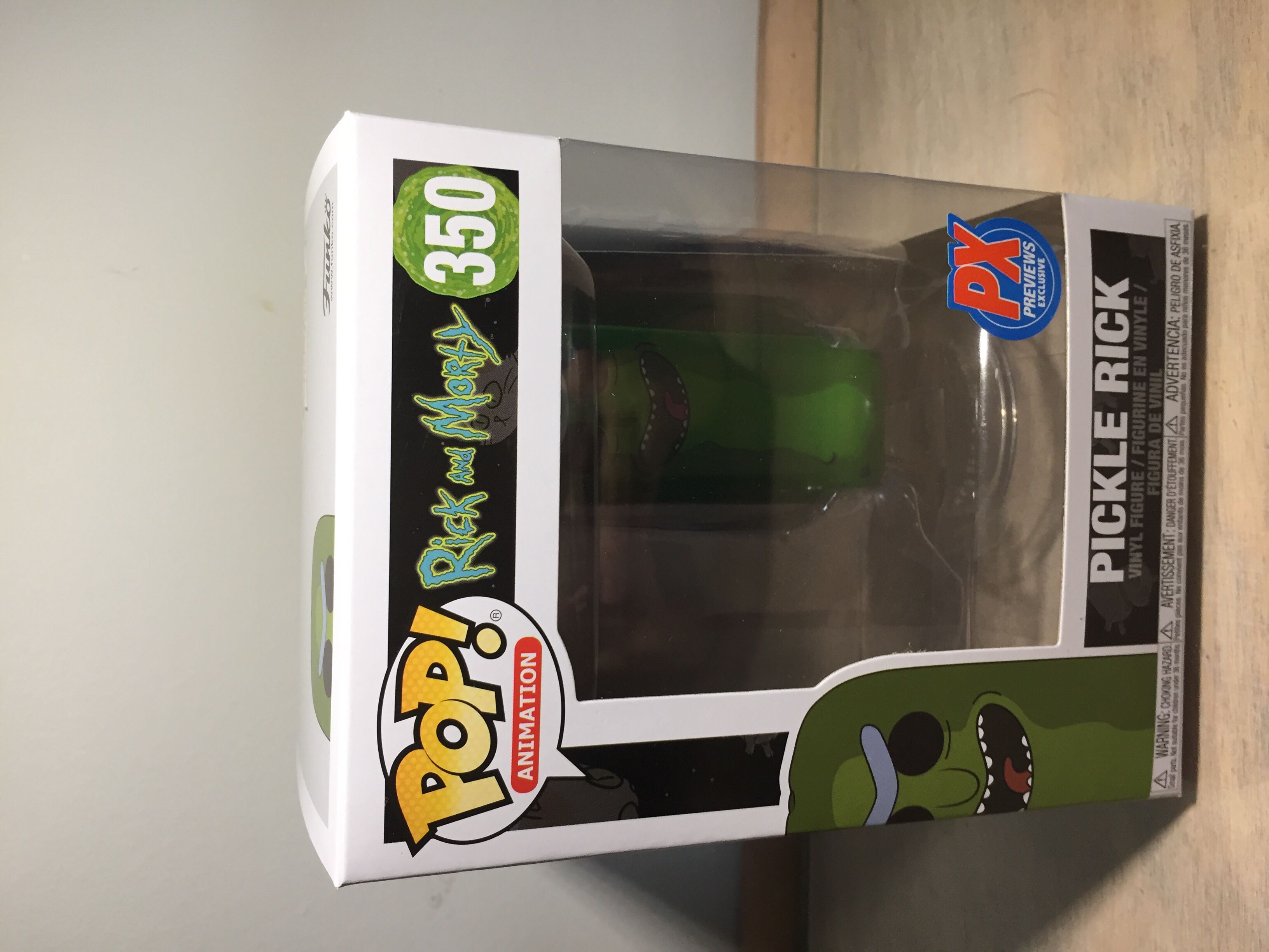 Pickle Rick  vinyl figure collectible - Main Image 2