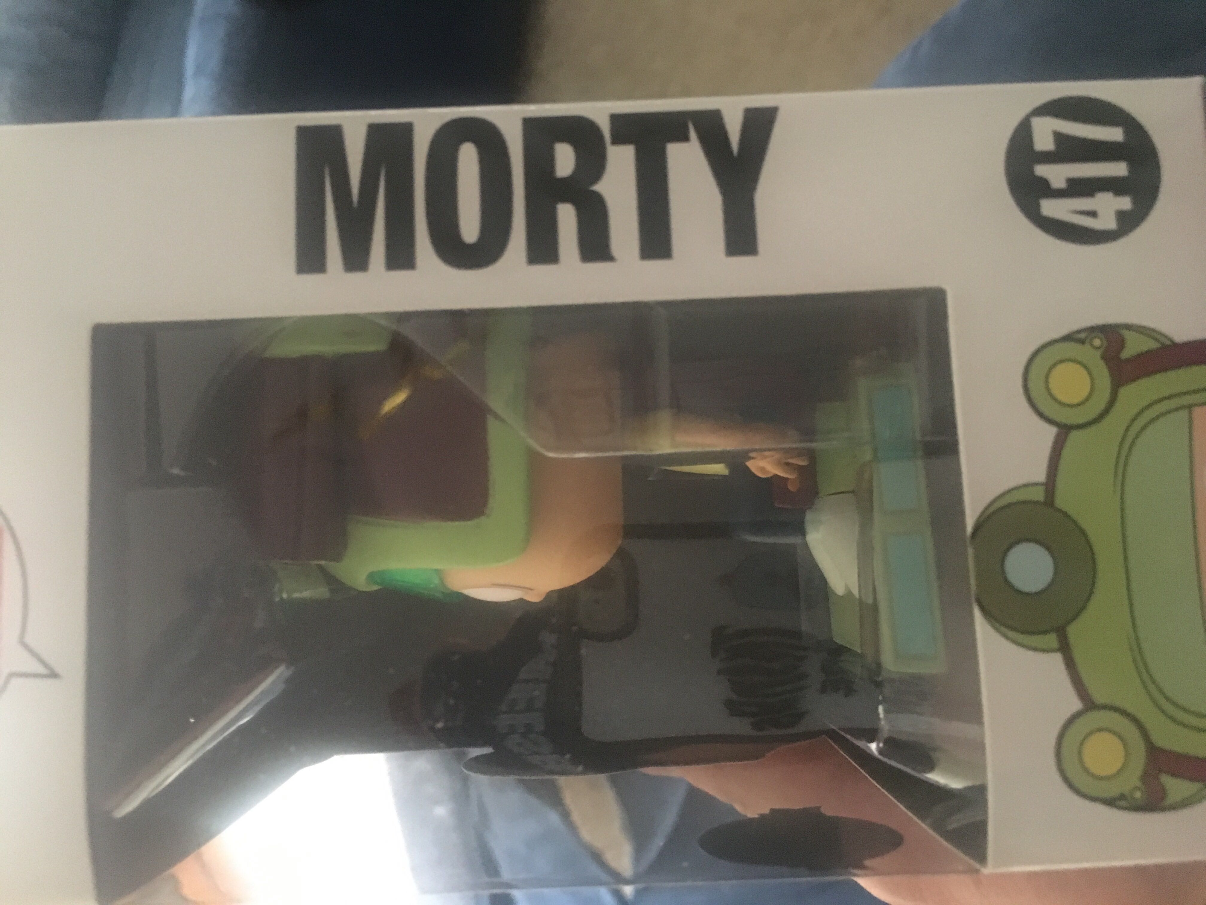 Morty - Rick & Morty vinyl figure collectible [Barcode 889698339896] - Main Image 2