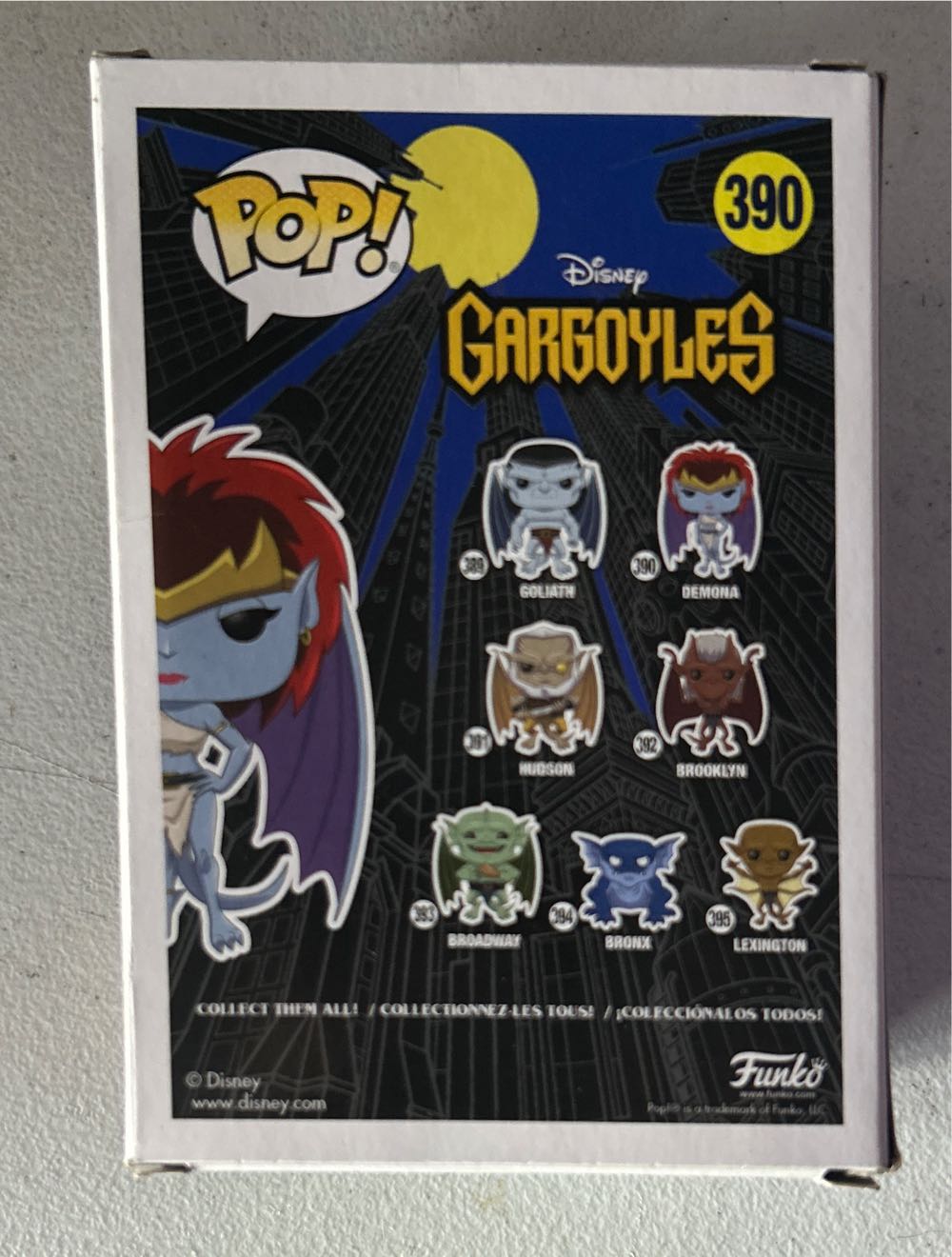 Gargoyles: Demona, #390 Dmg - Disney vinyl figure collectible [Barcode 889698309516] - Main Image 3