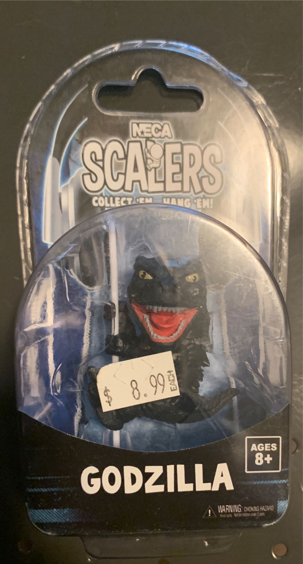 NECA Scalers Godzilla - Godzilla vinyl figure collectible [Barcode 634482145265] - Main Image 3