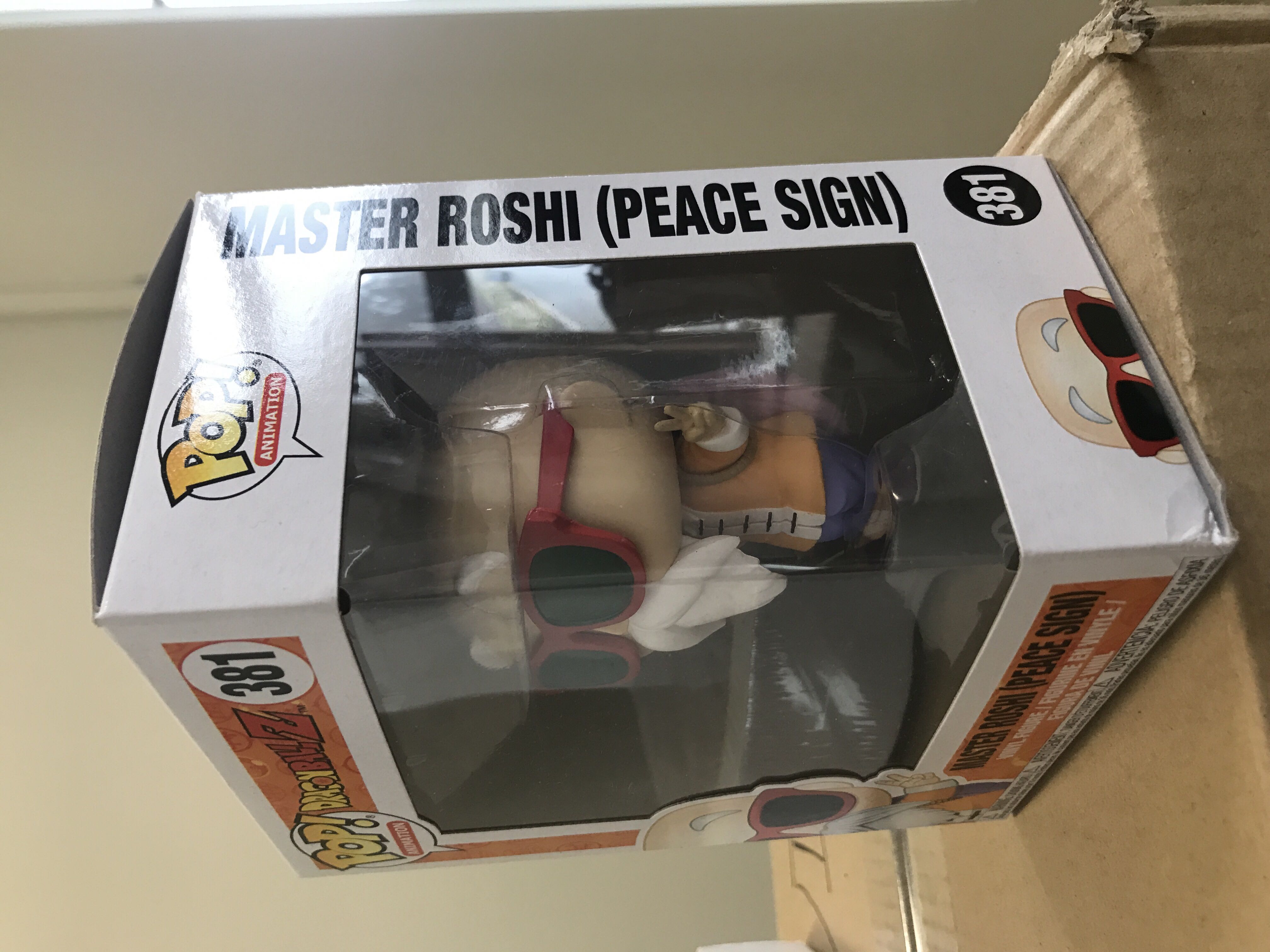 Master Roshi (Peace Sign) - Dragon Ball Z vinyl figure collectible [Barcode 889698324991] - Main Image 2