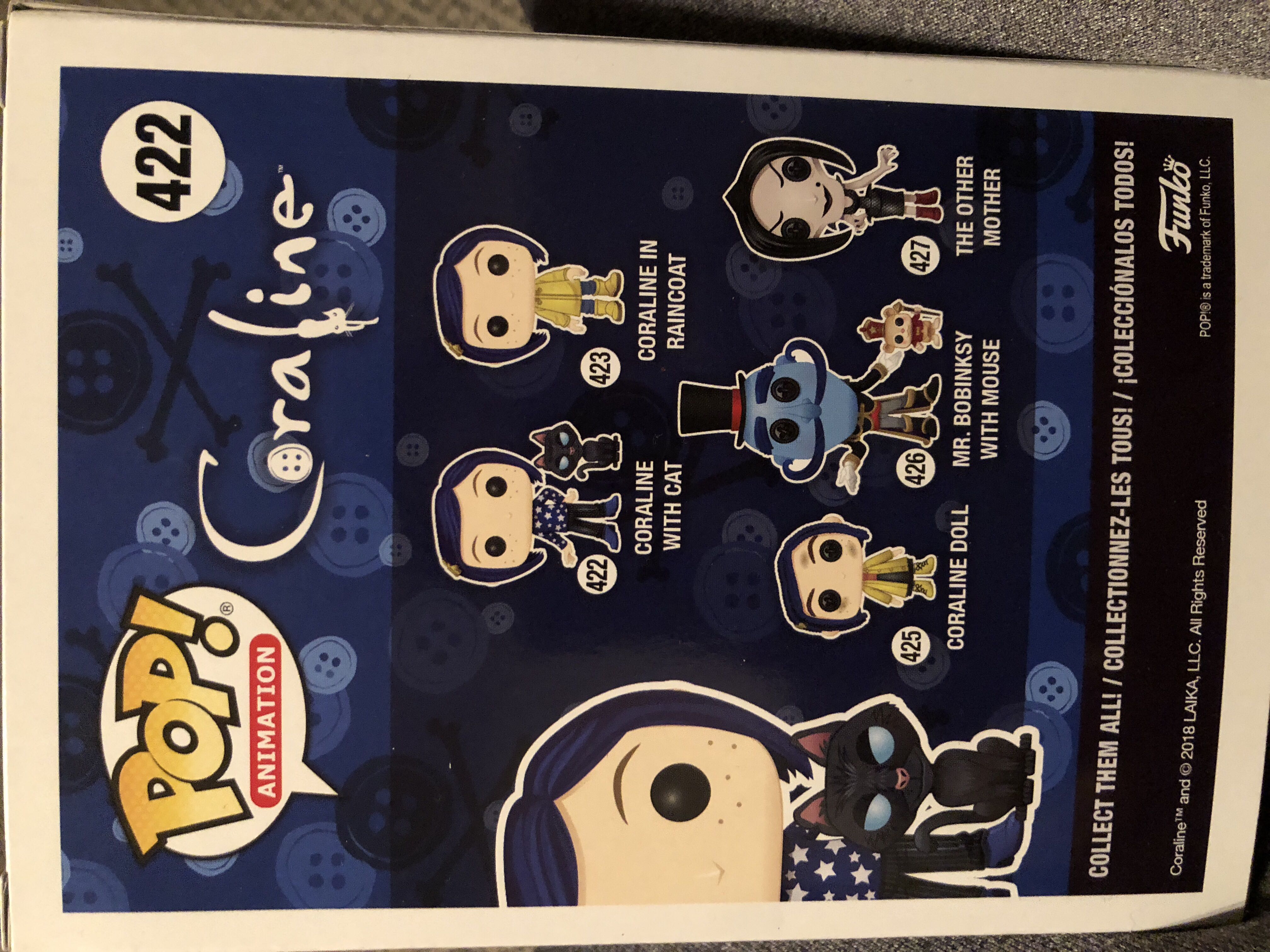 Coraline with Cat  vinyl figure collectible [Barcode 889698328111] - Main Image 2