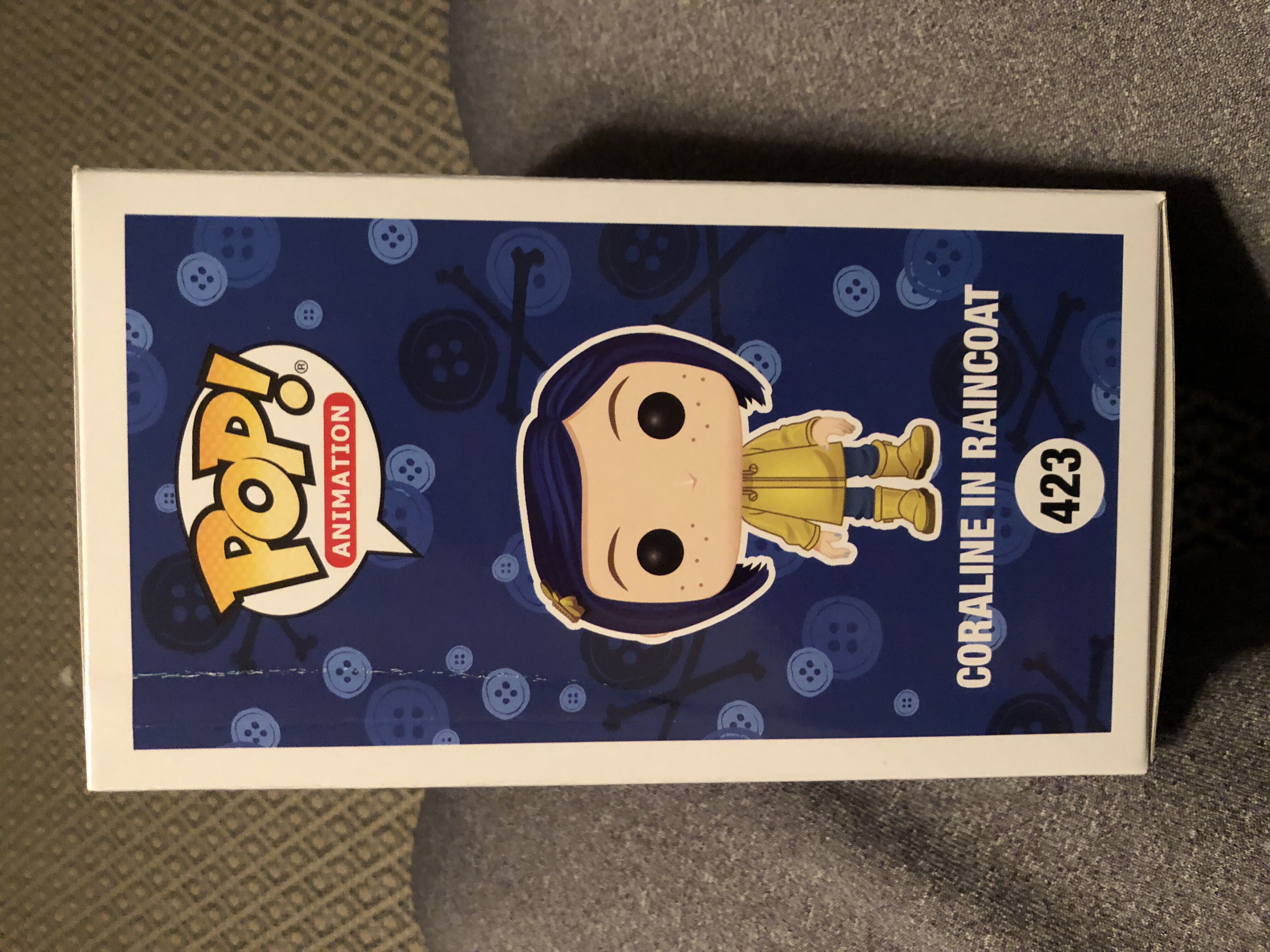 Coraline In Raincoat  vinyl figure collectible [Barcode 889698328135] - Main Image 3