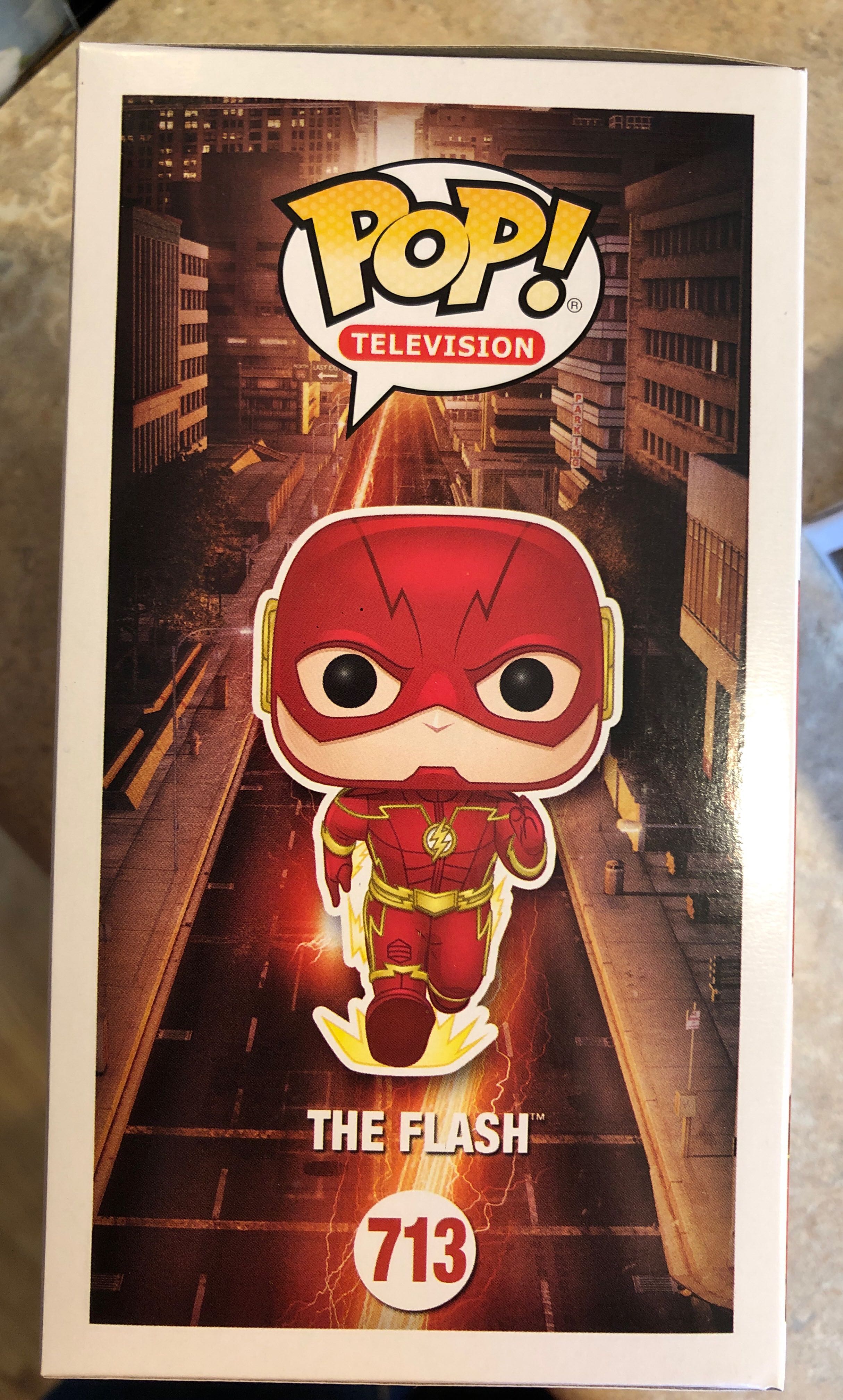 Flash, Whit Superman - The Flash vinyl figure collectible [Barcode 889698321167] - Main Image 2