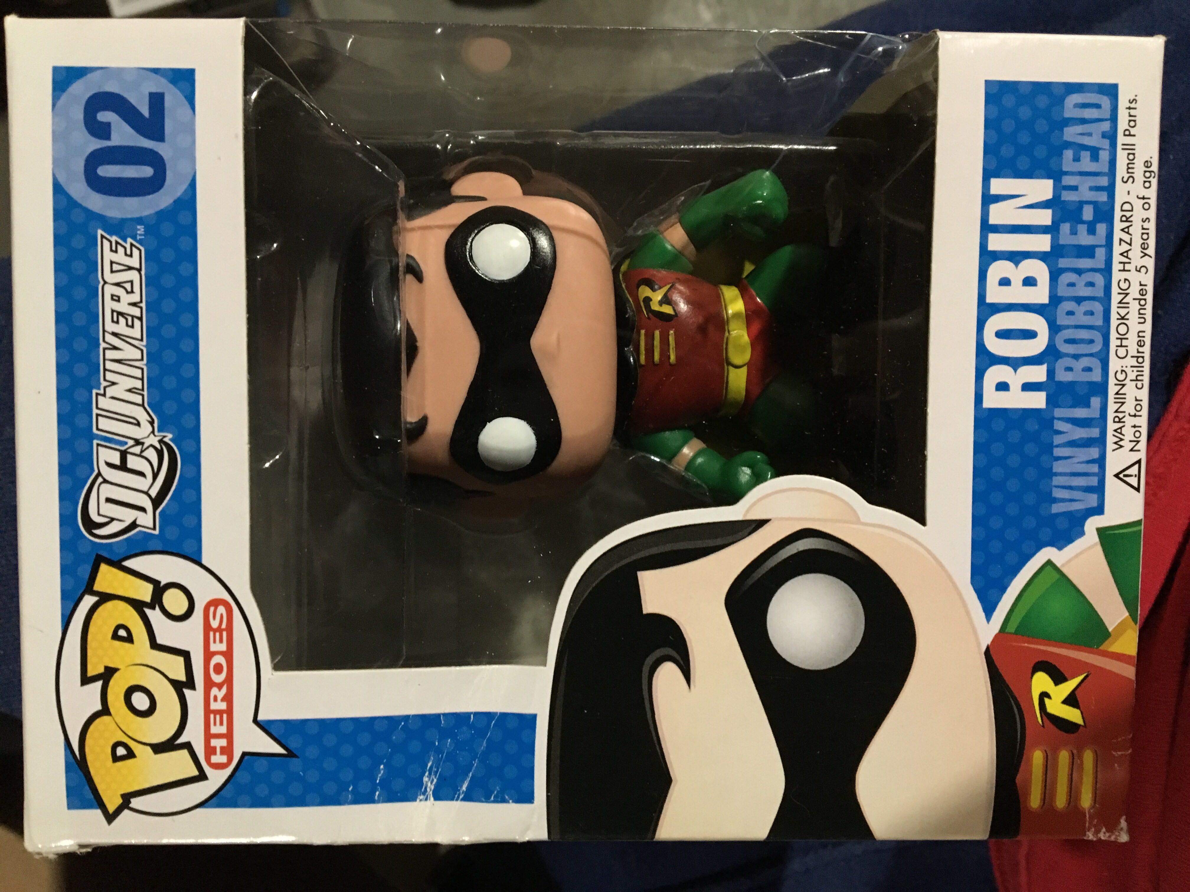 Robin - DC Universe vinyl figure collectible [Barcode 830395022321] - Main Image 1