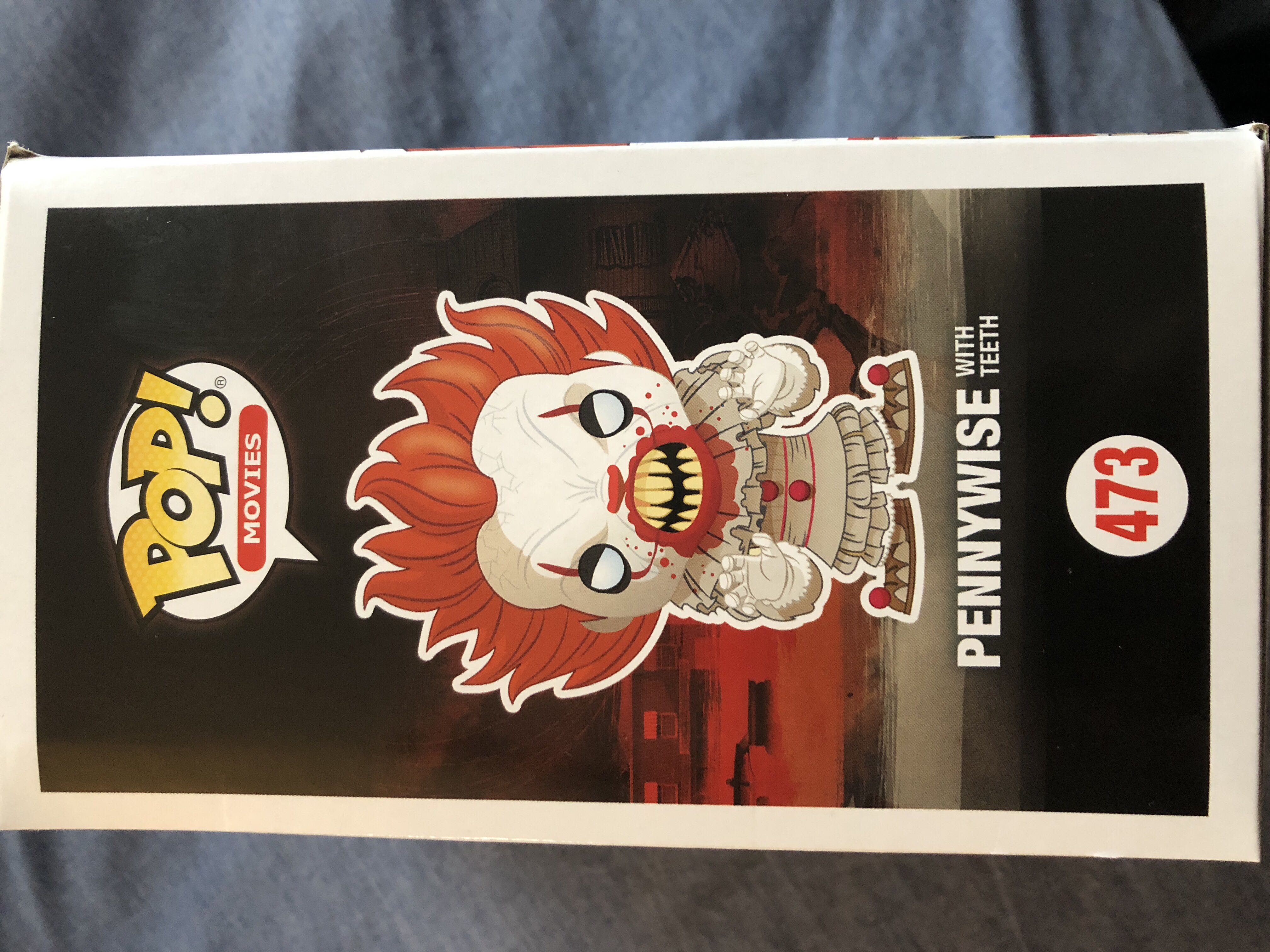 Pennywise With Teeth - It vinyl figure collectible [Barcode 889698360432] - Main Image 2