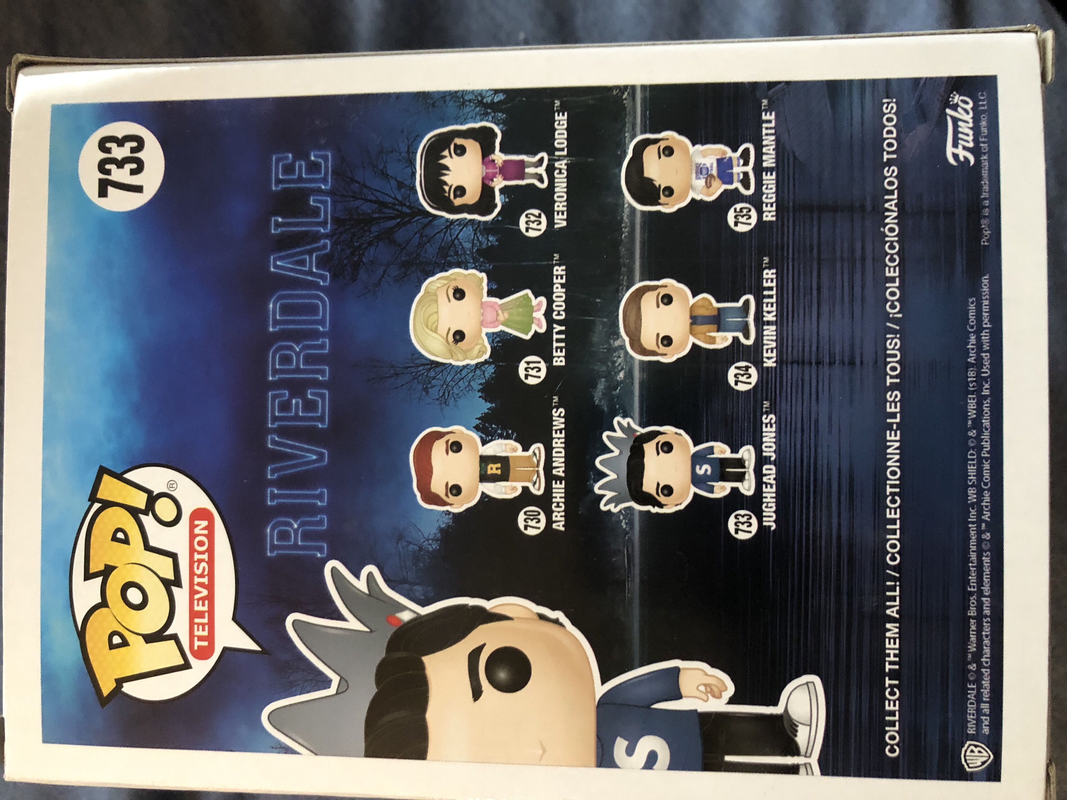 Riverdale: Jughead Jones - Riverdale vinyl figure collectible [Barcode 889698344586] - Main Image 3