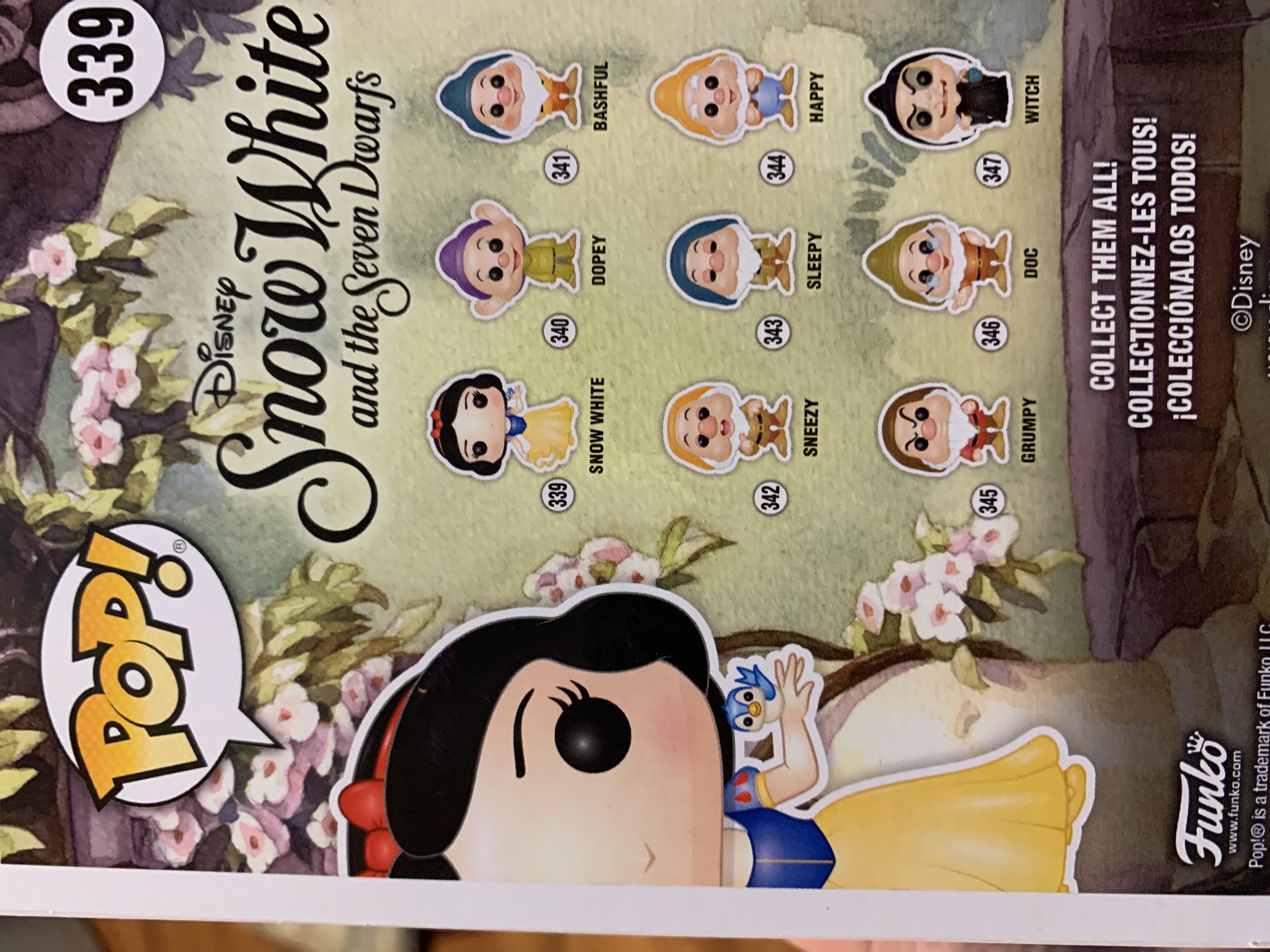 Snow White #339 - Disney Princess vinyl figure collectible [Barcode 889698217163] - Main Image 2