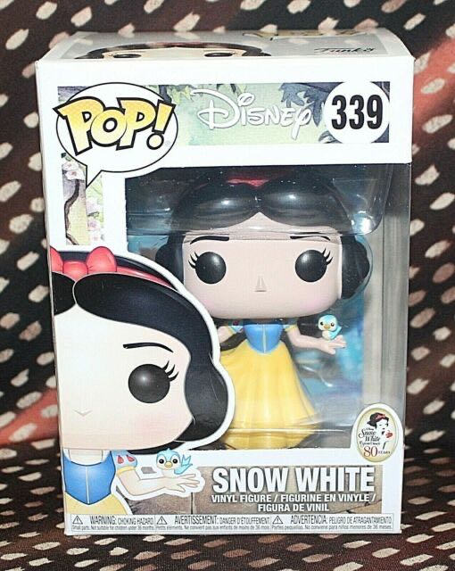 Snow White #339 - Disney Princess vinyl figure collectible [Barcode 889698217163] - Main Image 4