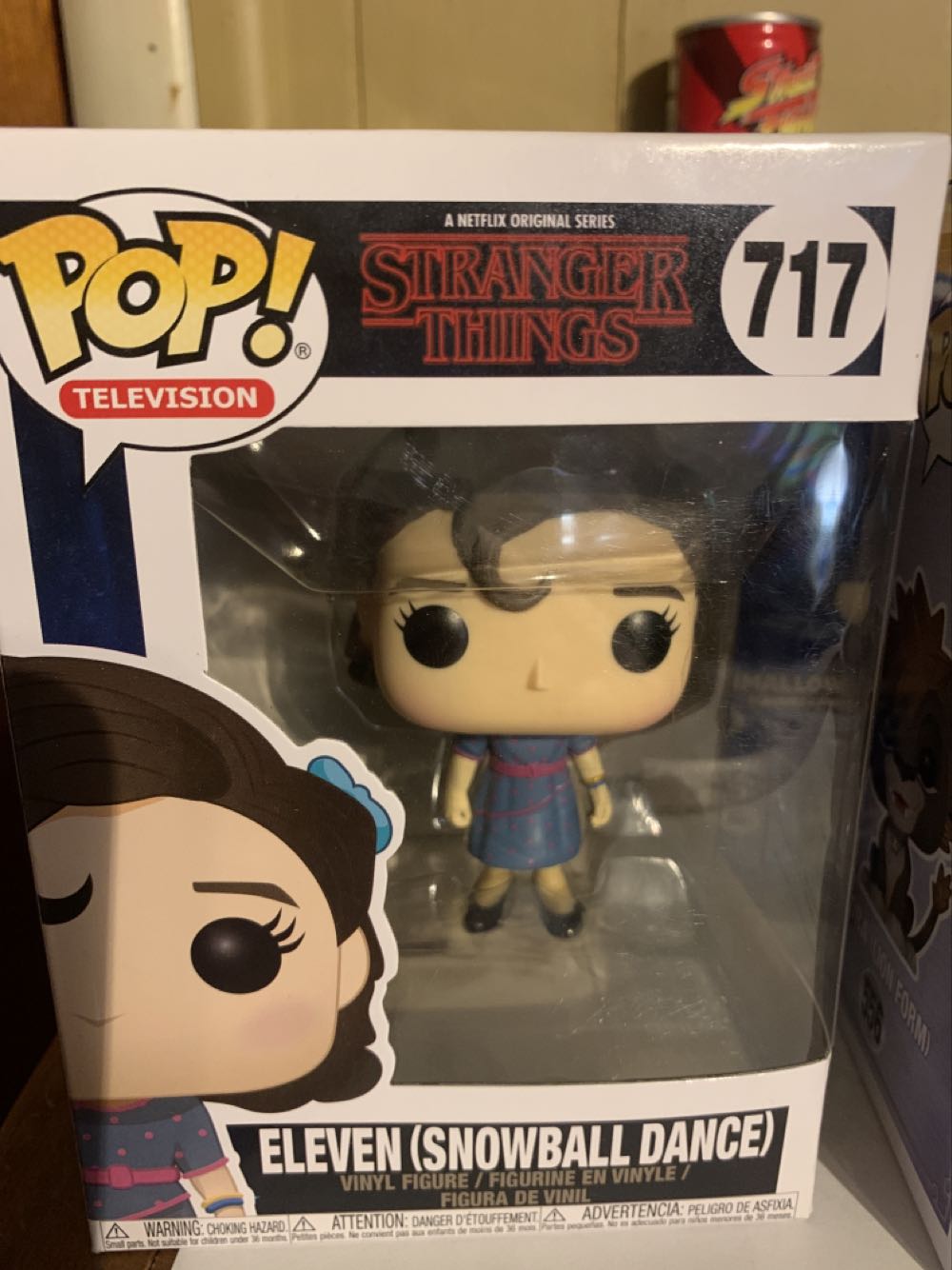 Eleven (Snowball Dance) - Stranger Things vinyl figure collectible [Barcode 889698350563] - Main Image 2