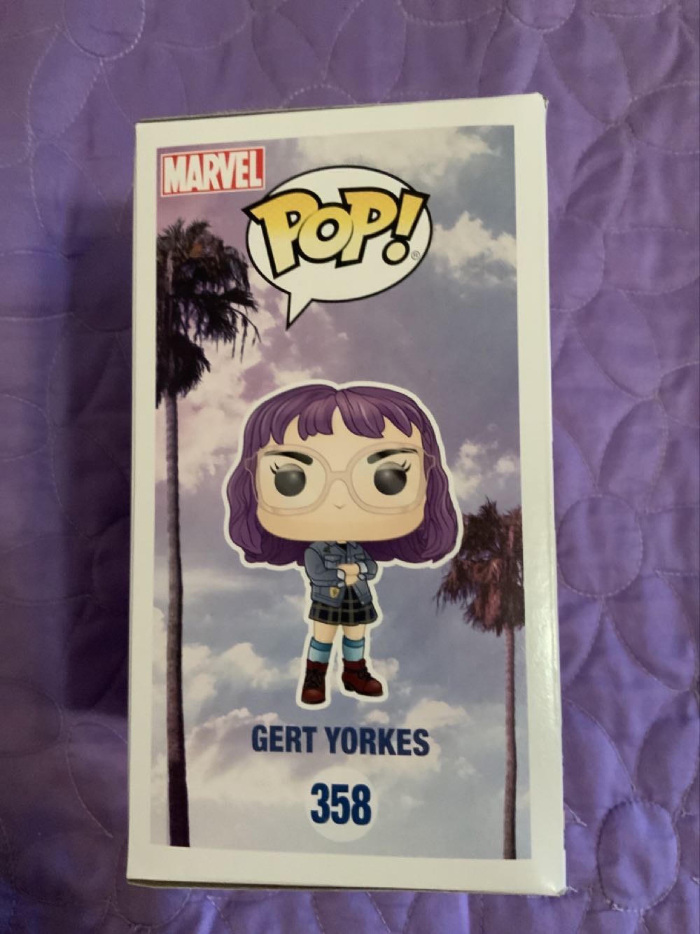 Gert Yorkes $8 - Runaways vinyl figure collectible [Barcode 889698326681] - Main Image 3