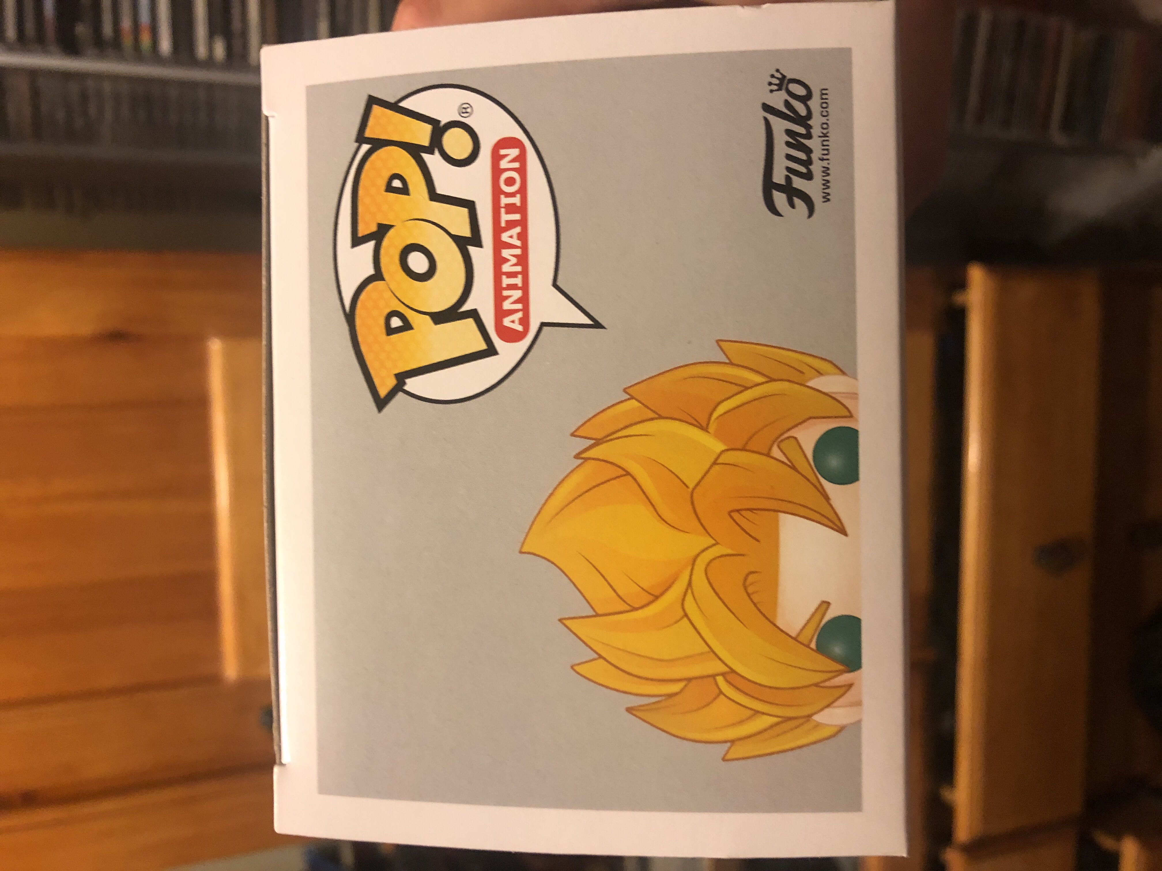 Super Saiyan Goku  Glow In The Dark - Funko vinyl figure collectible - Main Image 4