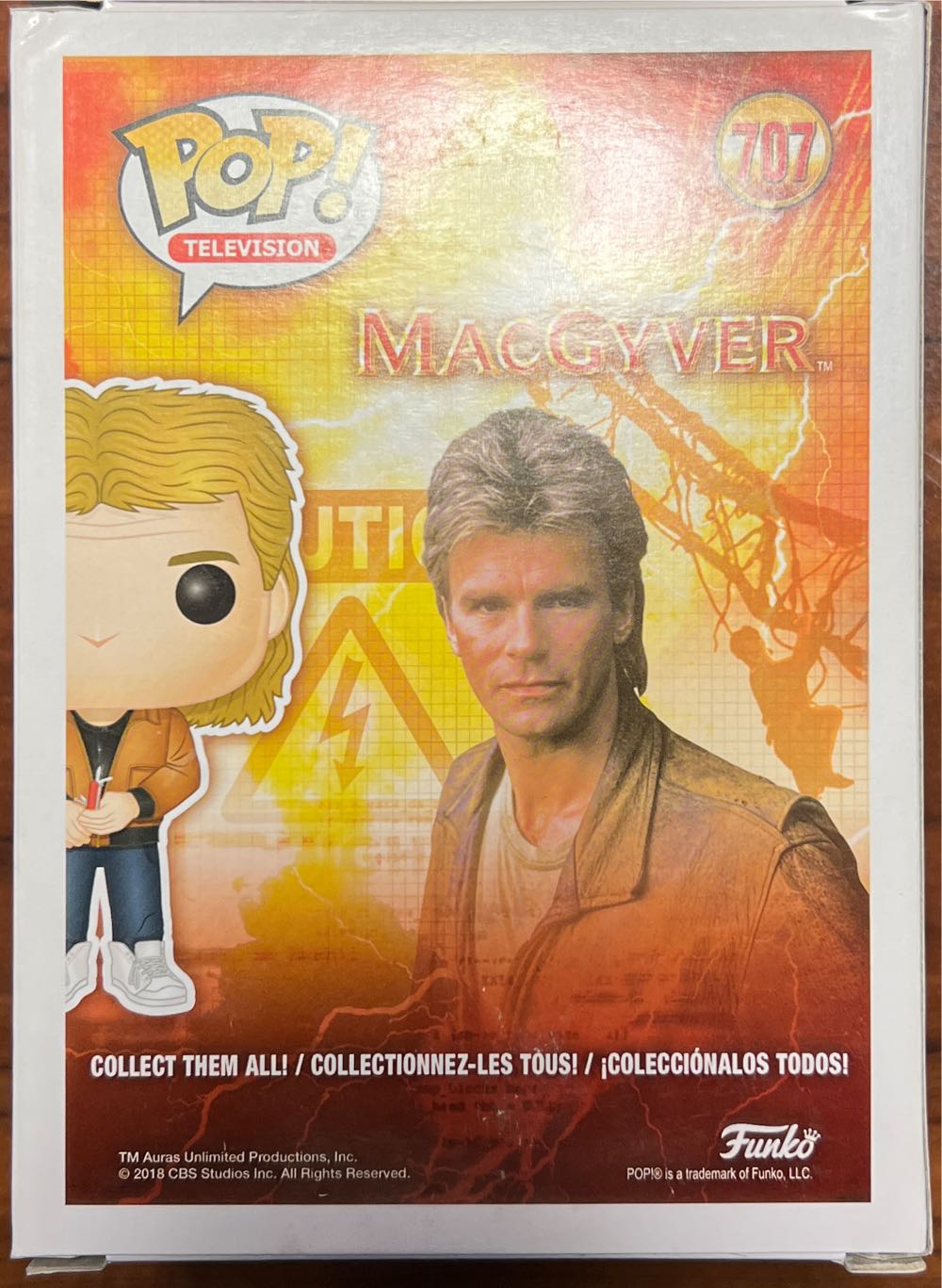 MacGyver -707- - MacGyver vinyl figure collectible [Barcode 889698326971] - Main Image 2