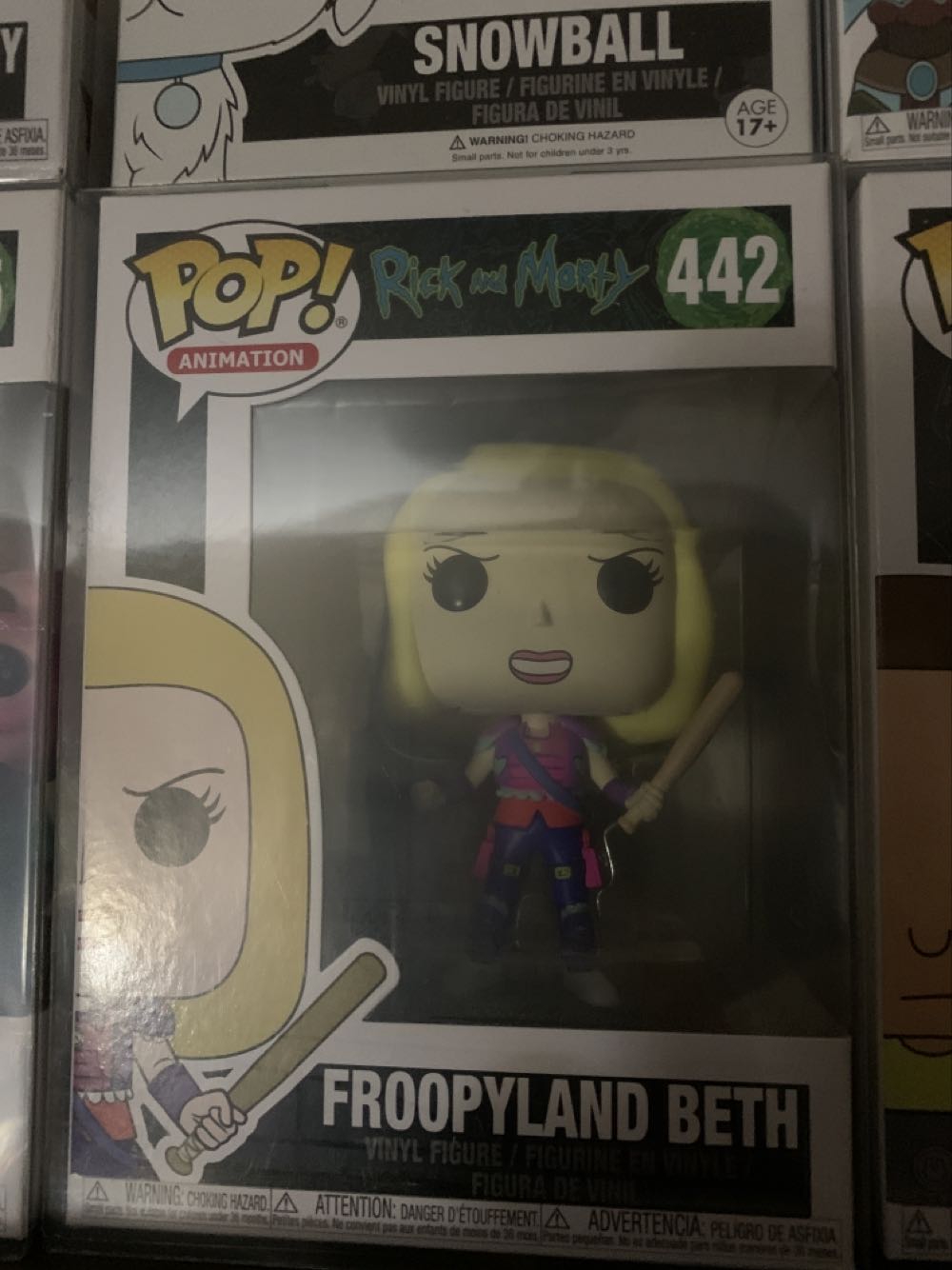 Froopyland Beth - Rick & Morty vinyl figure collectible [Barcode 889698355926] - Main Image 3