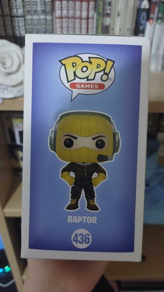 Raptor - Fortnite vinyl figure collectible [Barcode 889698368230] - Main Image 4
