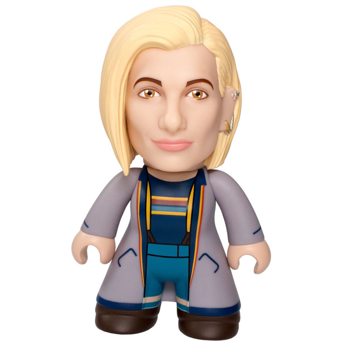 Limited Edition 6.5” Thirteenth Doctor Titan - Doctor Who vinyl figure collectible [Barcode 11430625] - Main Image 2