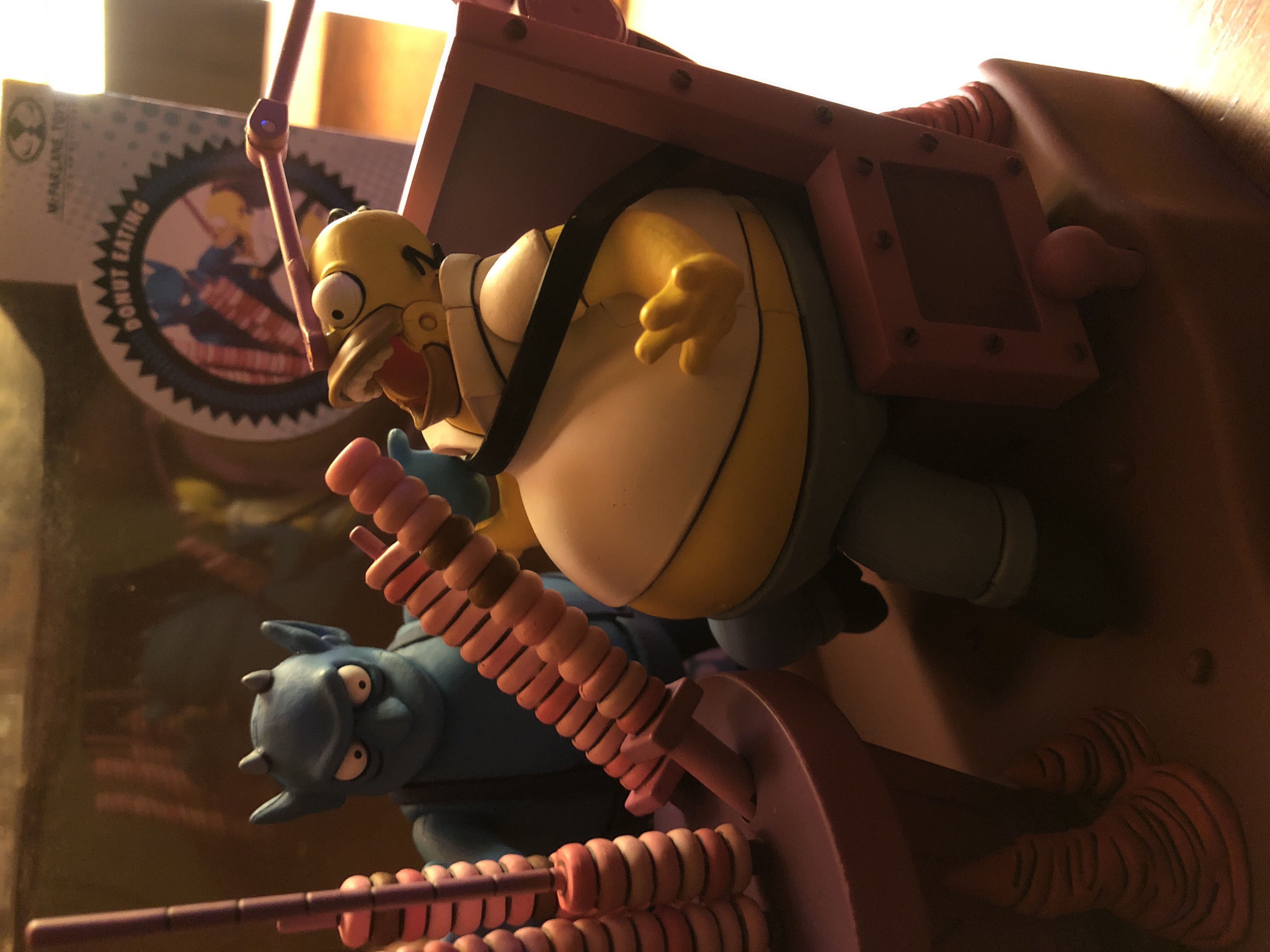 The Simpsons Ironic Punishment Deluxe Boxed Set - The Simpsons vinyl figure collectible [Barcode 787926127102] - Main Image 3