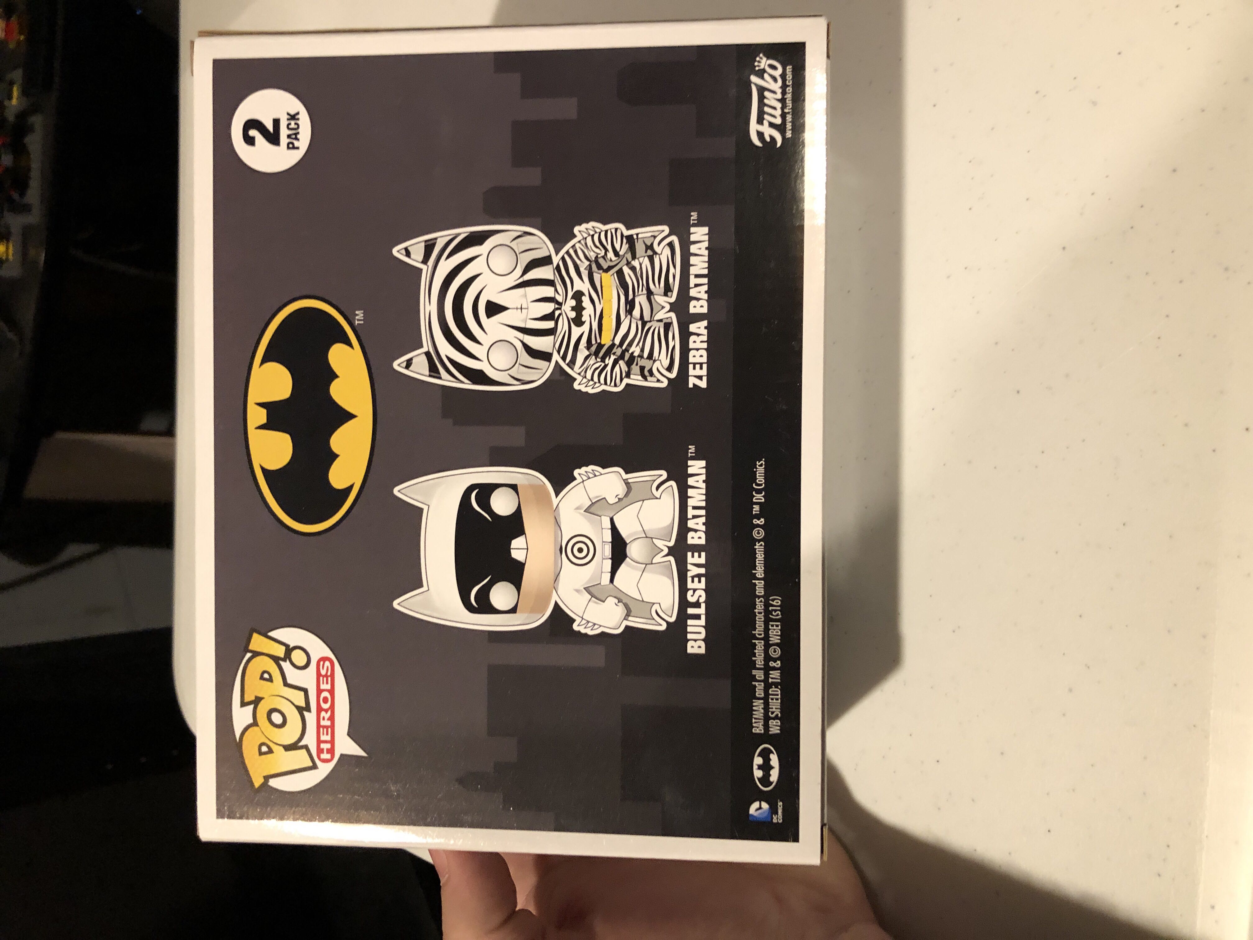 Zebra & Bullseye Batman (2 Pack) - DC Universe vinyl figure collectible [Barcode 10700701] - Main Image 2