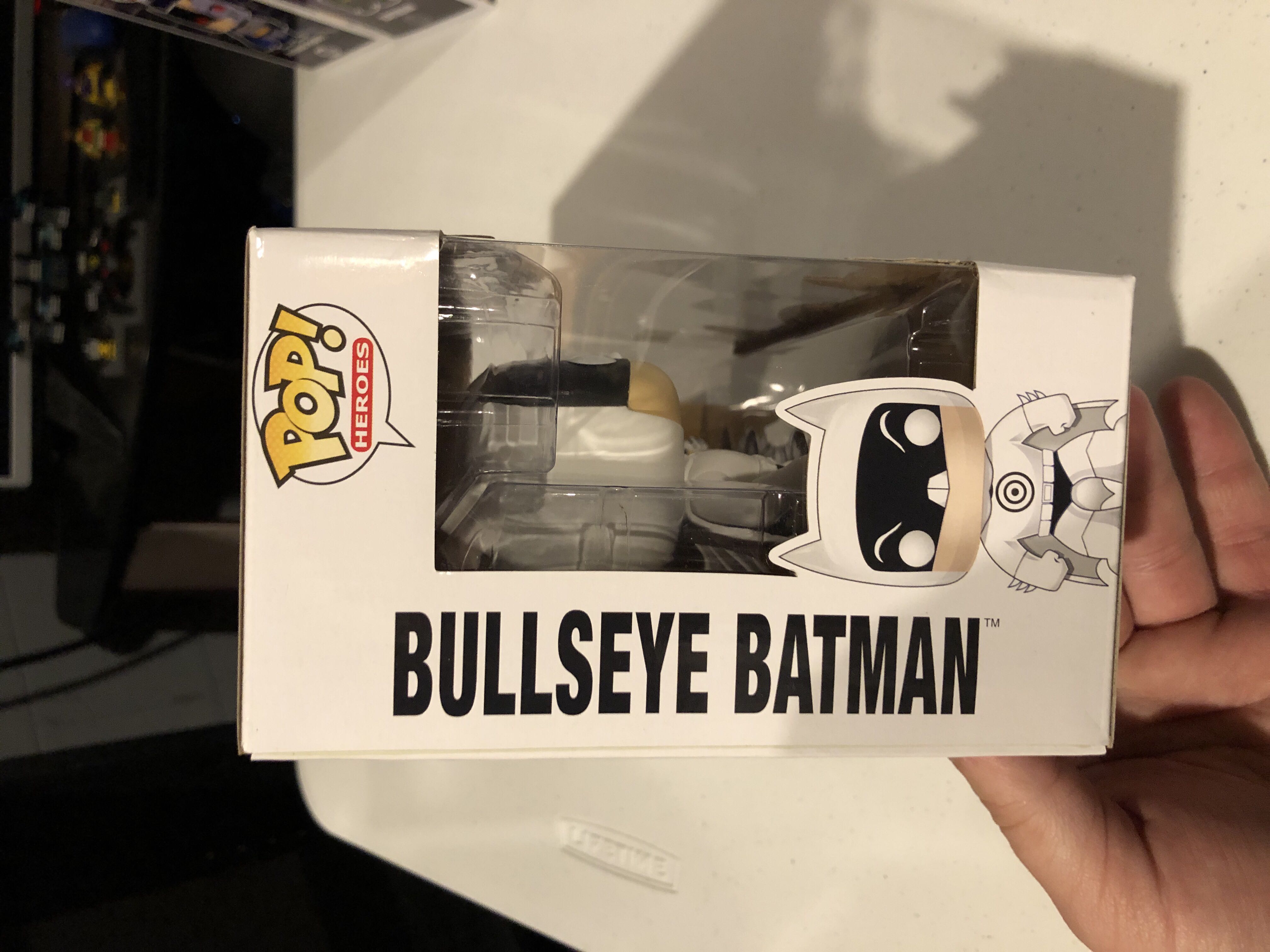 Zebra & Bullseye Batman (2 Pack) - DC Universe vinyl figure collectible [Barcode 10700701] - Main Image 3