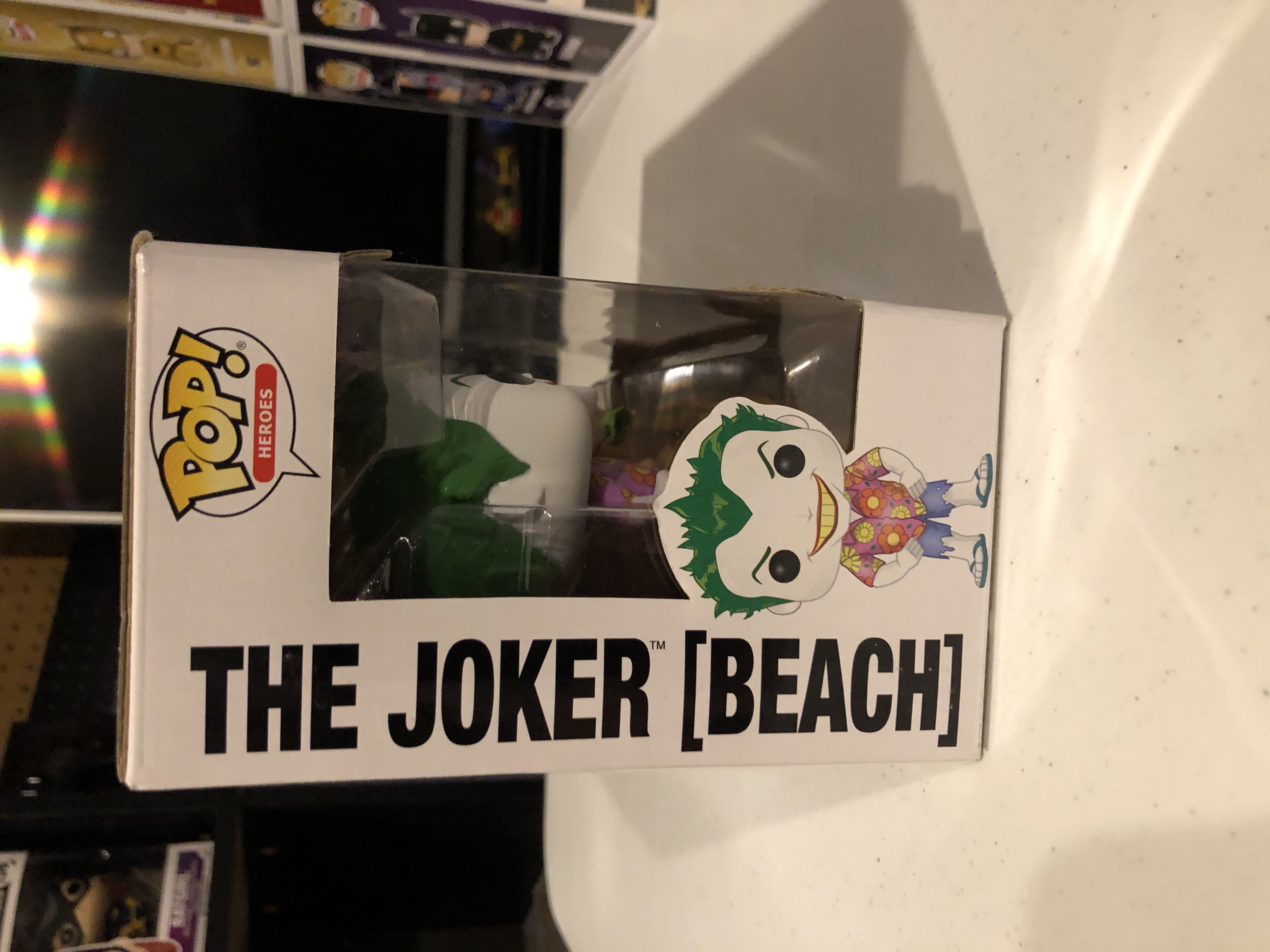 The Joker (Beach) & Harley Quinn (2 Pack) - DC Universe vinyl figure collectible - Main Image 4