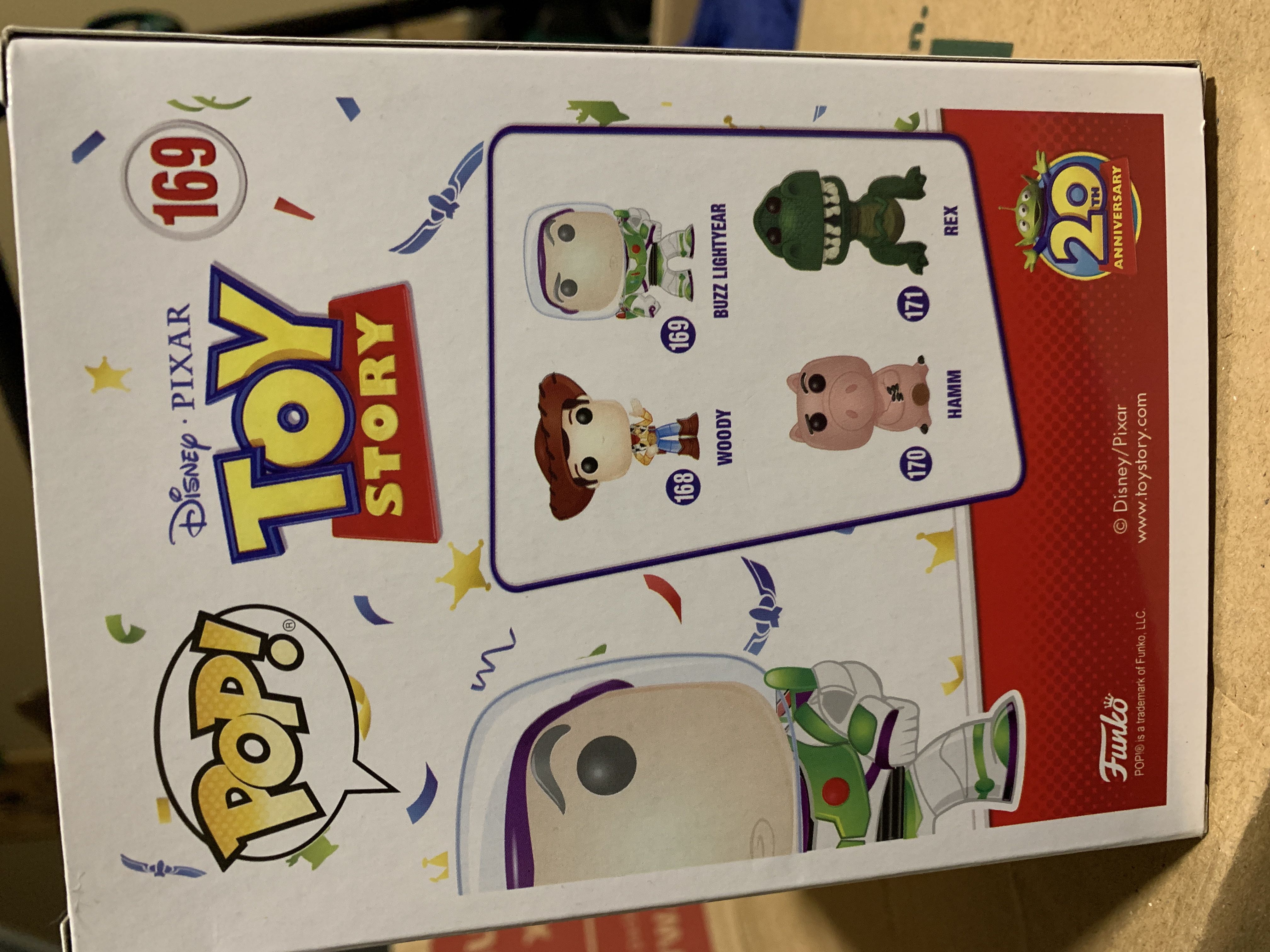 Toy Story: Buzz Lightyear - Toy Story vinyl figure collectible [Barcode 849803068769] - Main Image 2