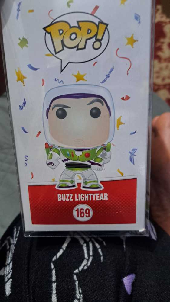 Toy Story: Buzz Lightyear - Toy Story vinyl figure collectible [Barcode 849803068769] - Main Image 3